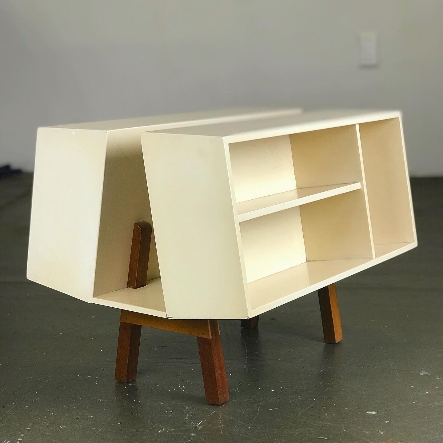 Penguin Donkey Mark II Petite Bookcase Table by Ernest Race for Isokon, 1963 5