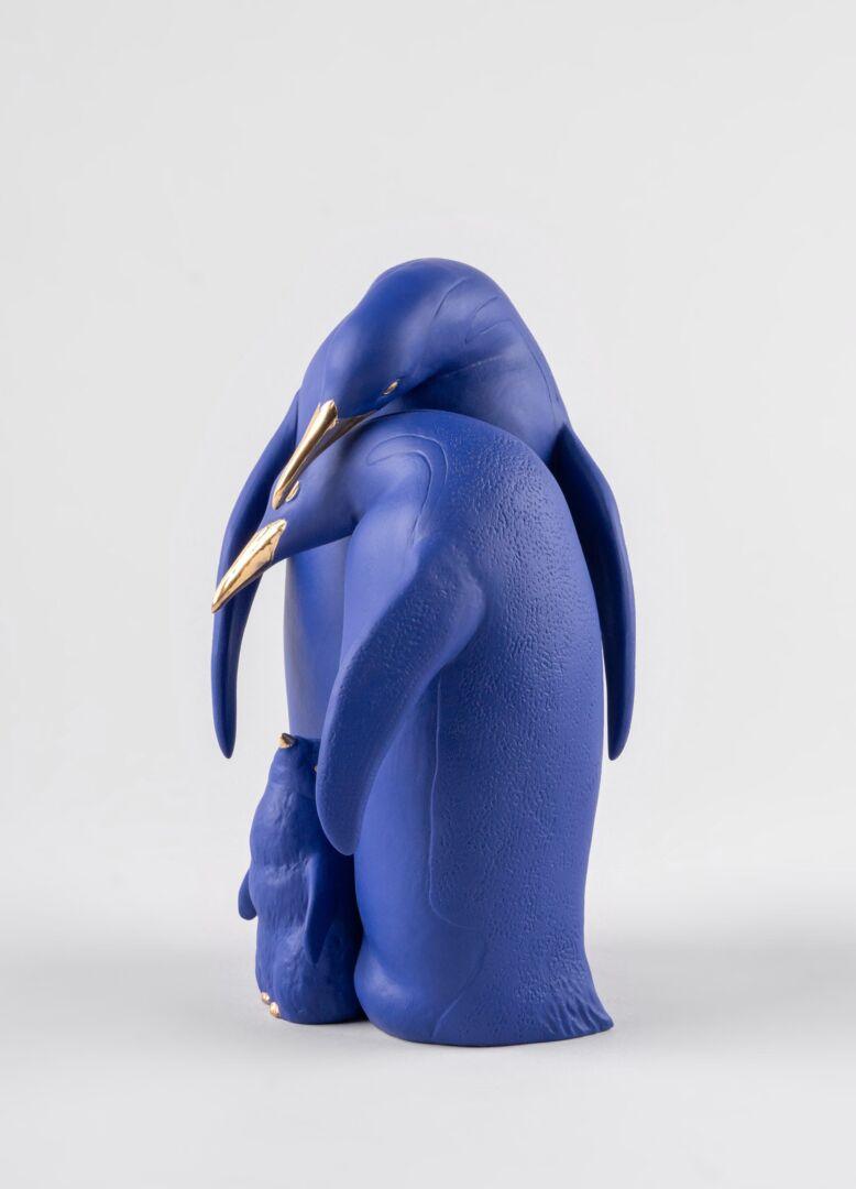 Hand-Painted Lladró Penguin Family Sculpture, Limited Edition, Blue and Gold For Sale