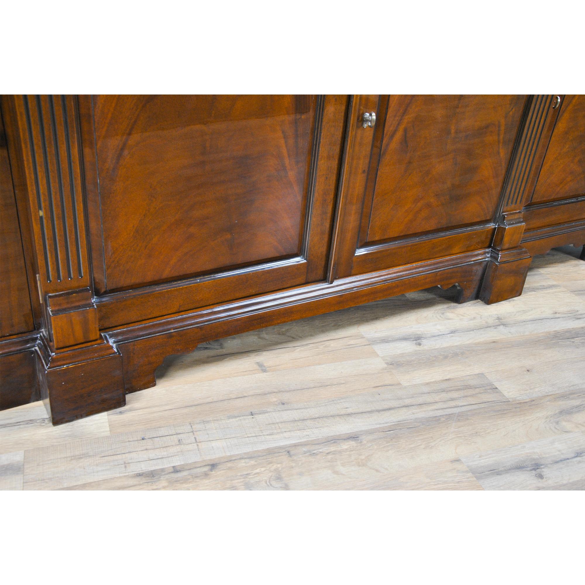 Penhurst Mahogany Sideboard  For Sale 5