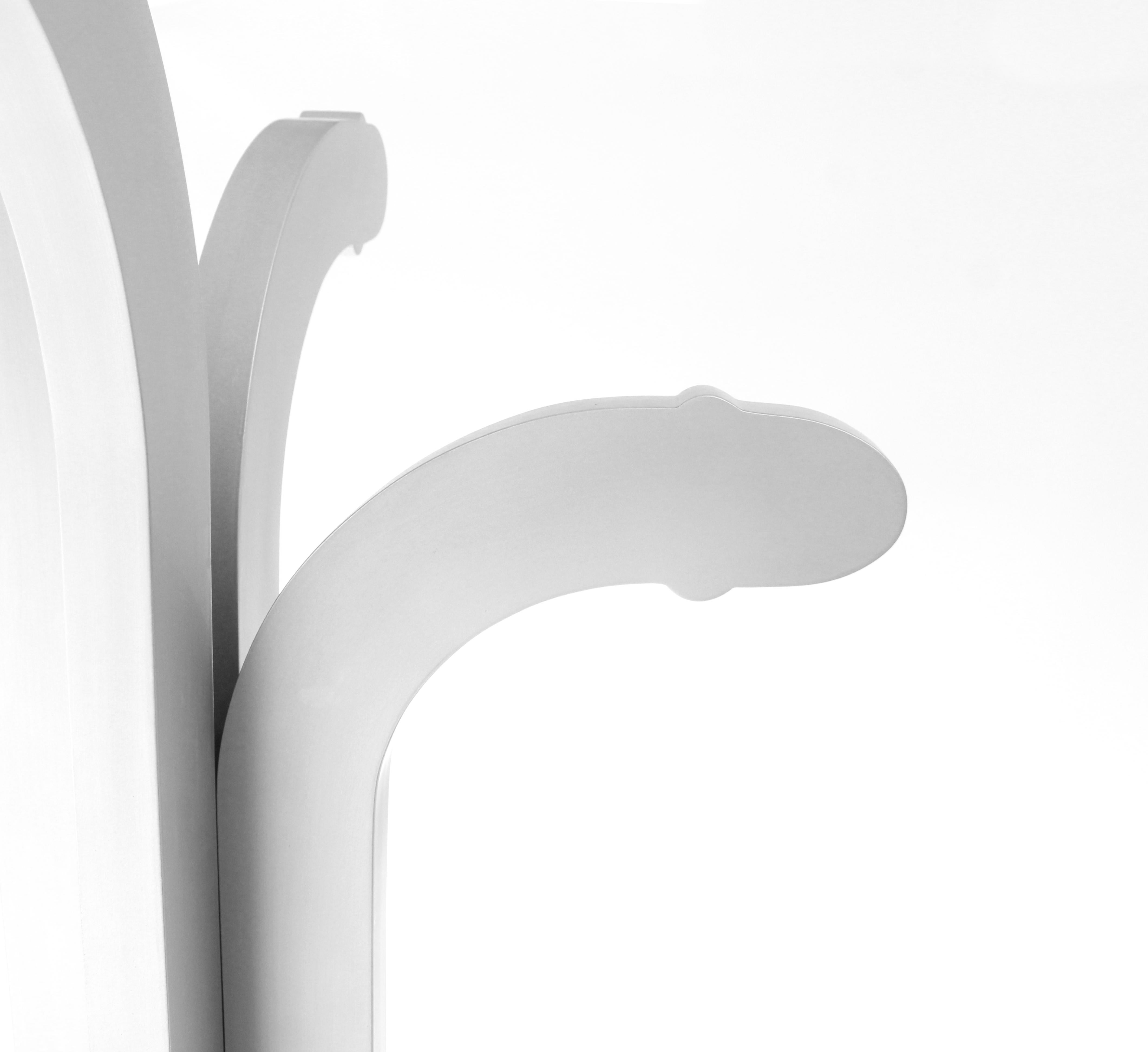 Américain Porte-manteau en forme de pénis Par Greg Palombo. Inspiré par Ettore Sottsass Vase Shiva en vente