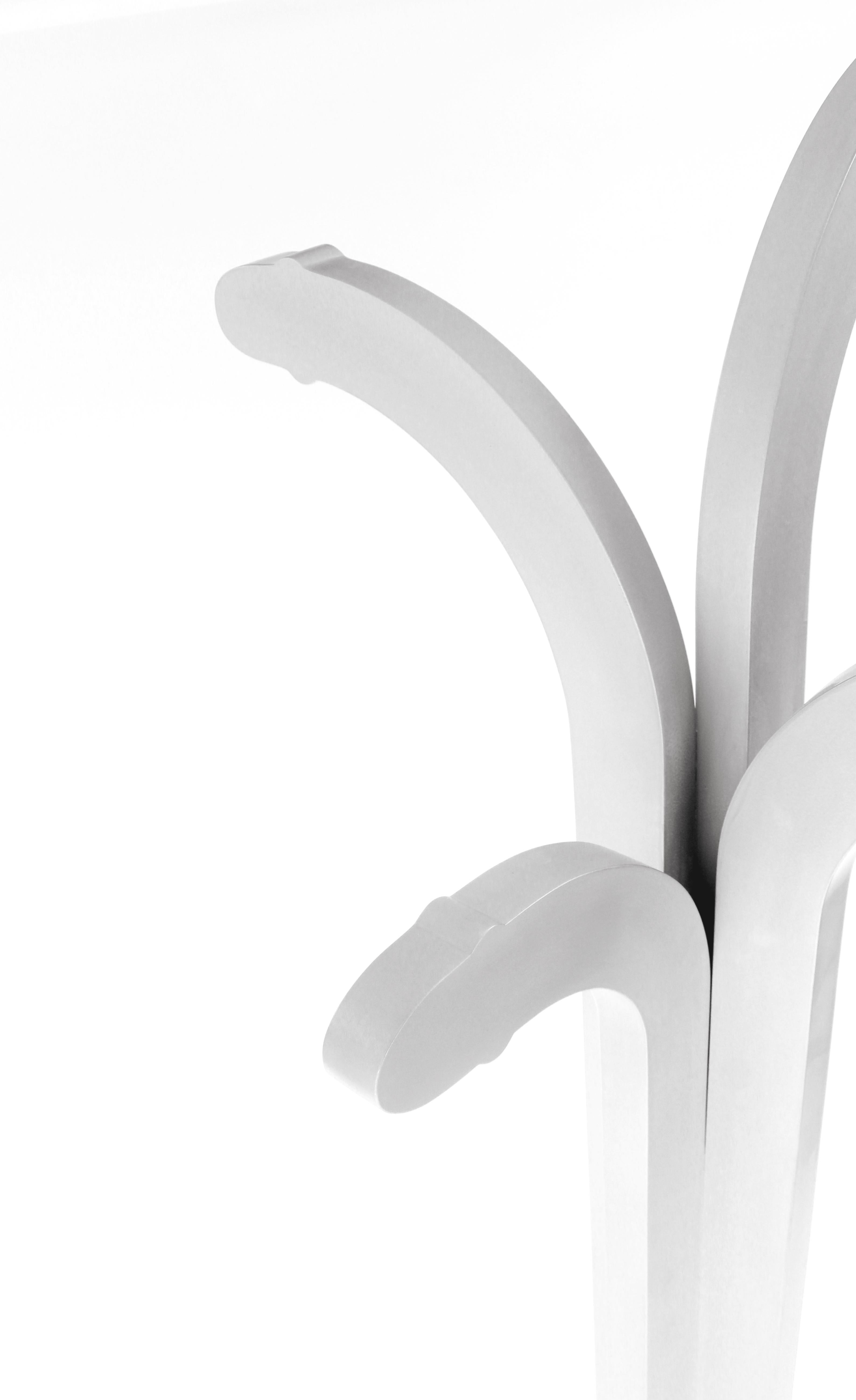 Bois Porte-manteau en forme de pénis Par Greg Palombo. Inspiré par Ettore Sottsass Vase Shiva en vente