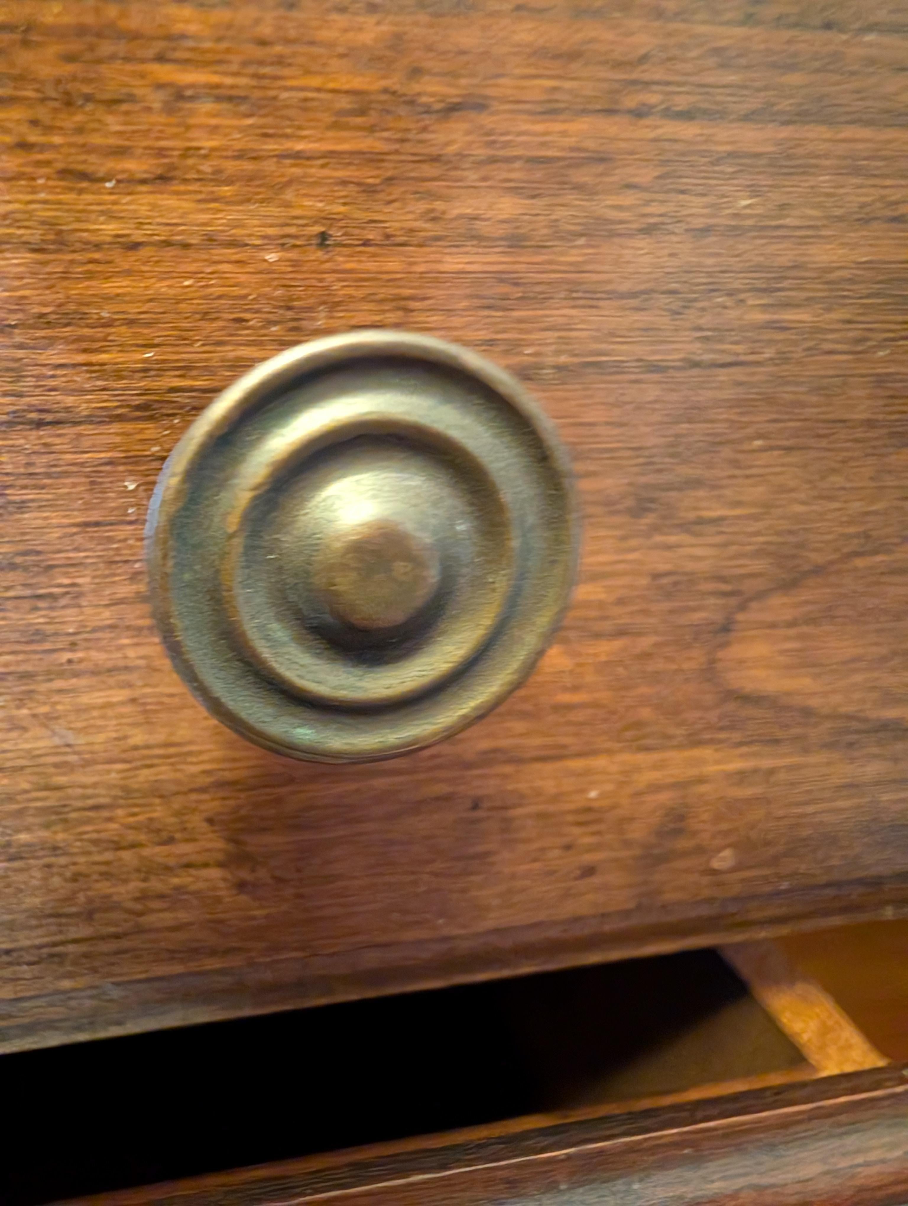 Penn House table d'appoint/commode à épices en cerisier teinté foncé en vente 7