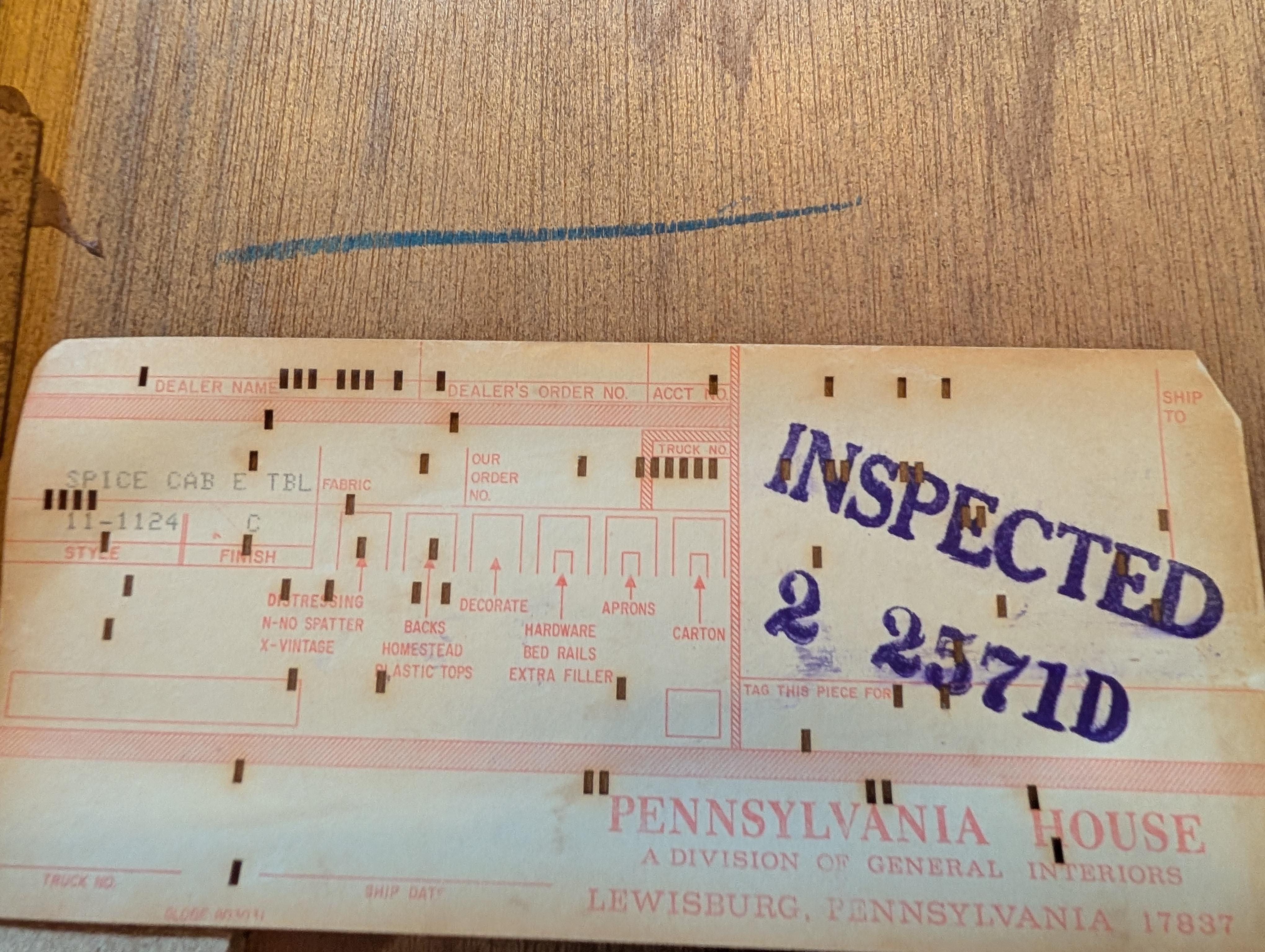 Penn House table d'appoint/commode à épices en cerisier teinté foncé en vente 14