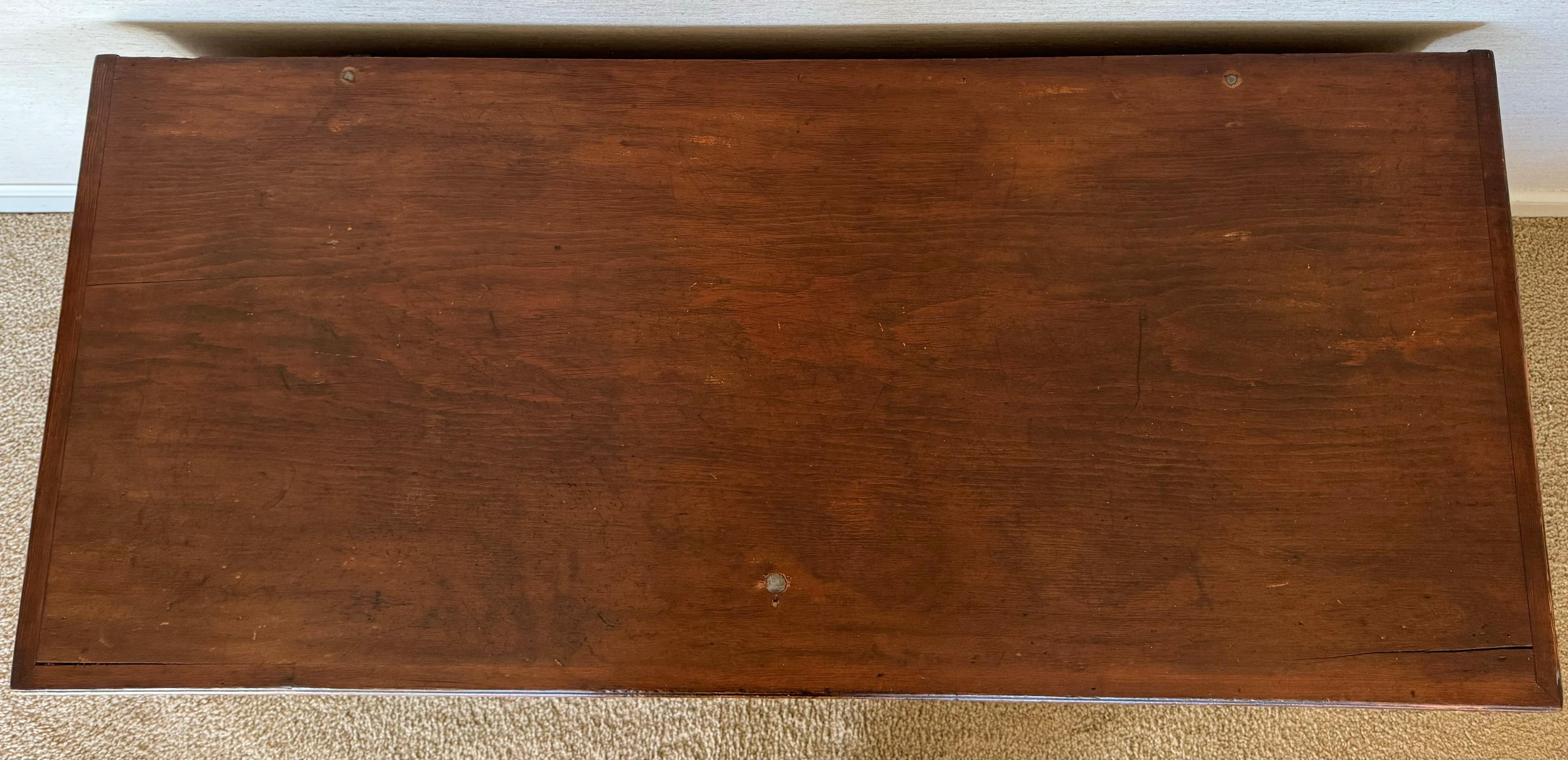 American Pennsylvania Dower Chest with drawers and tombstone panels For Sale