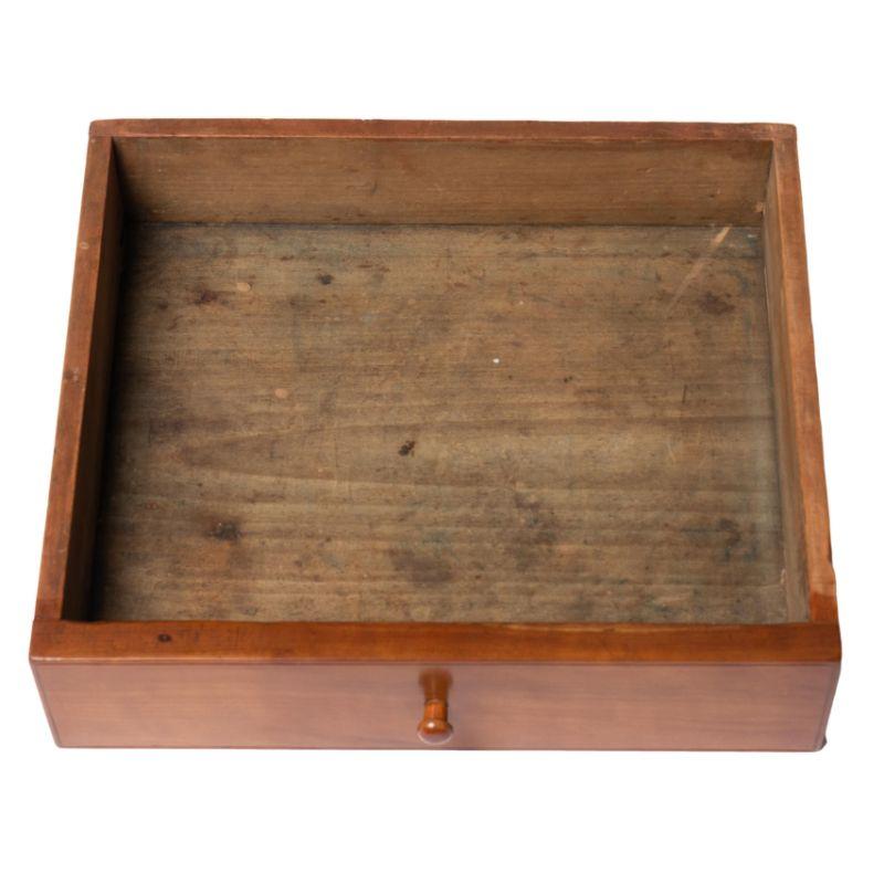 Pennsylvania Hepplewhite Apfelholz-Ein-Schubladenständer, 1815-25 im Angebot 1