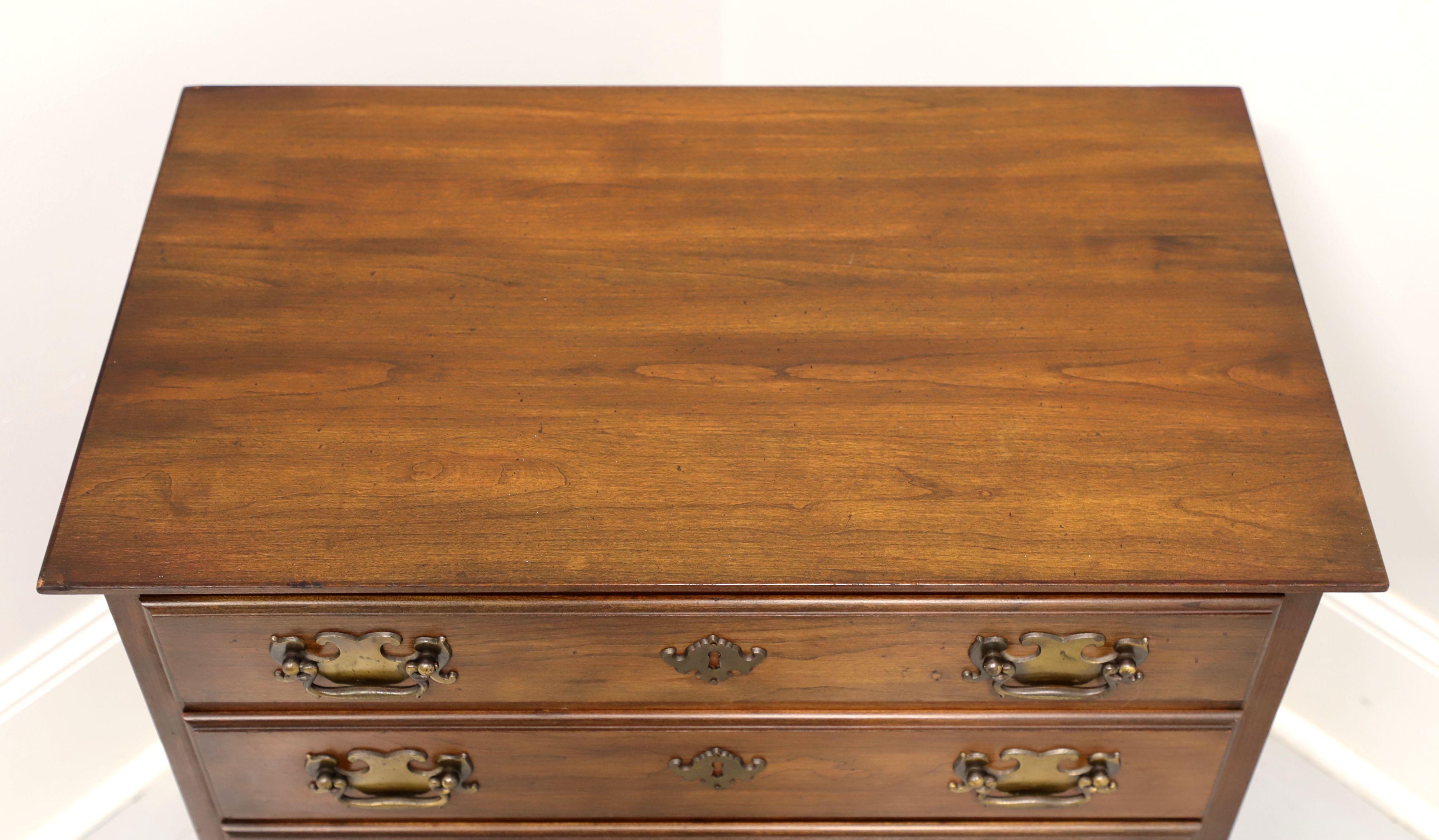 PENNSYLVANIA HOUSE Cherry Chippendale Chairside Chest In Good Condition For Sale In Charlotte, NC