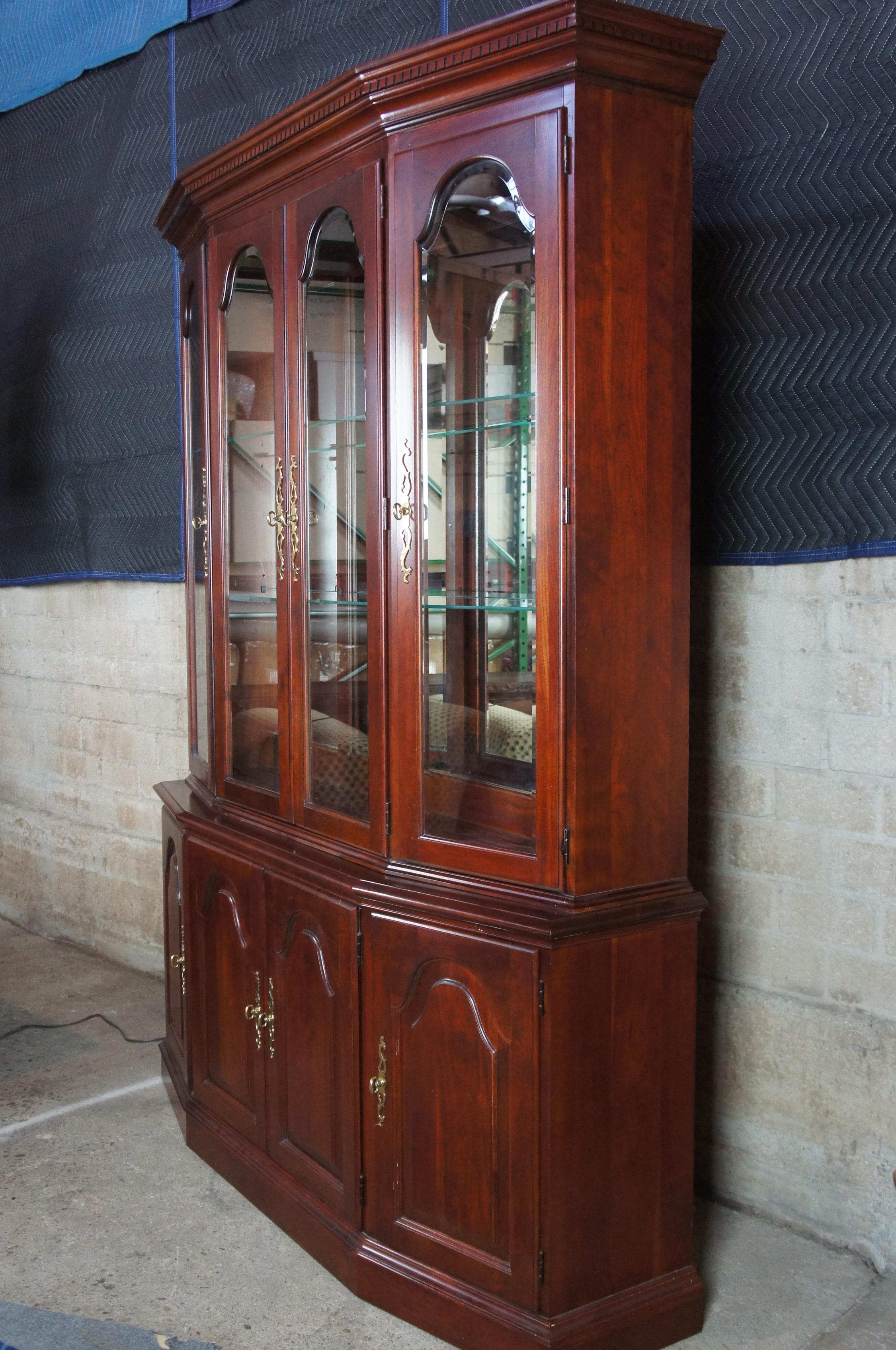 Pennsylvania House Cherry Queen Anne Breakfront China Display Cabinet 3