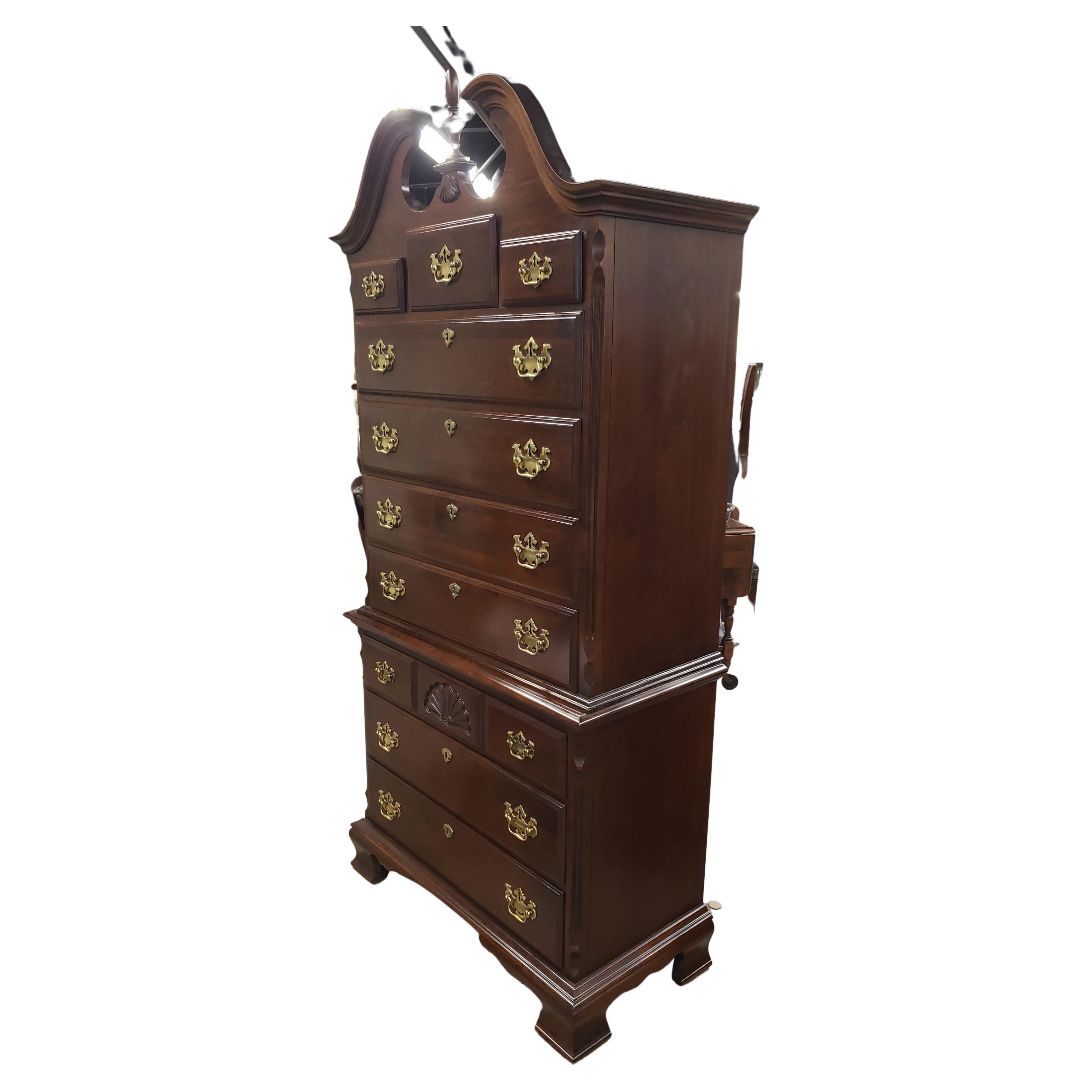 Pennsylvania House Chippendale Cherry Chest on Chest Bonnet Top Dresser In Good Condition For Sale In Germantown, MD