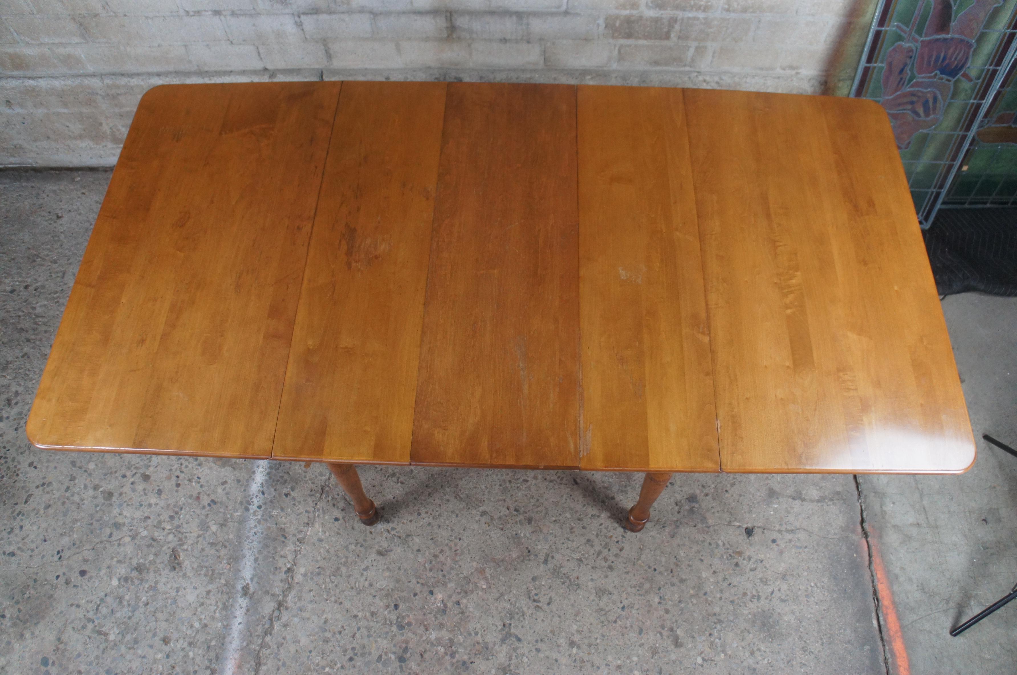 Pennsylvania House Early American Colonial Maple Drop Leaf Gateleg Dining Table For Sale 6