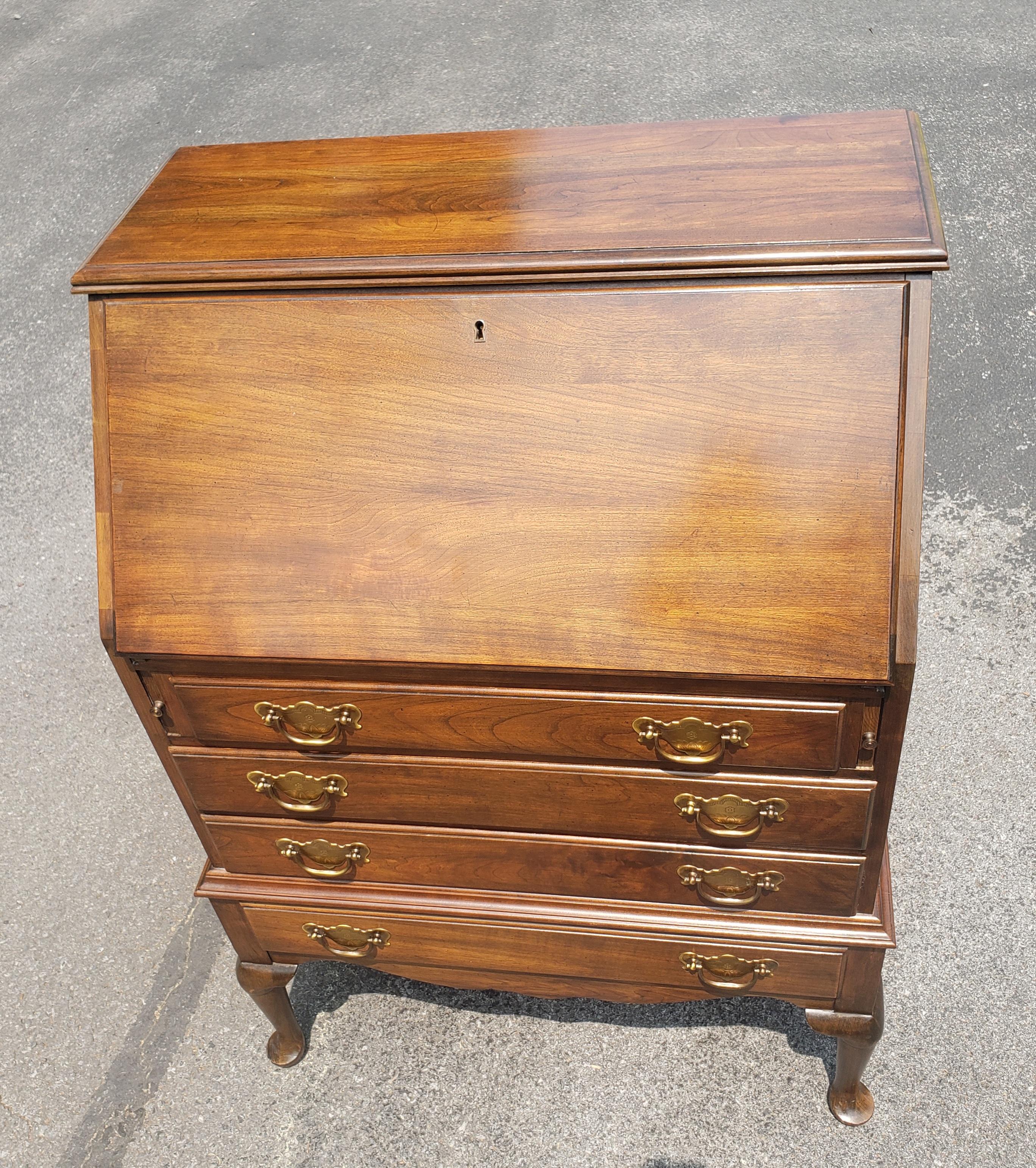 Pennsylvania House Slant Front 4-Drawer Cherry Secretary Desk with Lock For Sale 3
