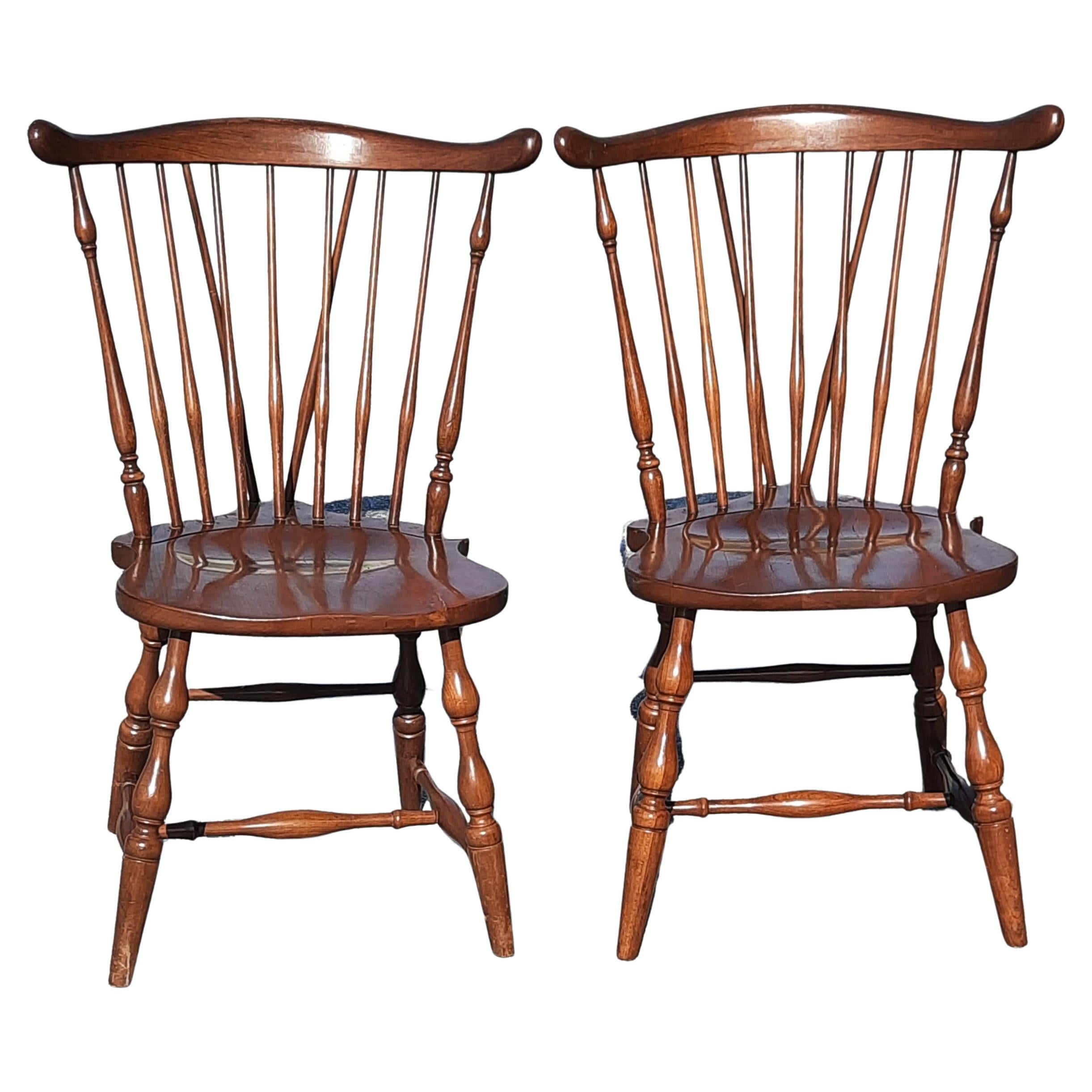 These are vintage Pennsylvania House Windsor Style Fiddleback Duxbury Solid cherry Dining Side Chairs. They are in good vintage condition with some wear appropriate with age and normal use. 

Measurements are 17.5