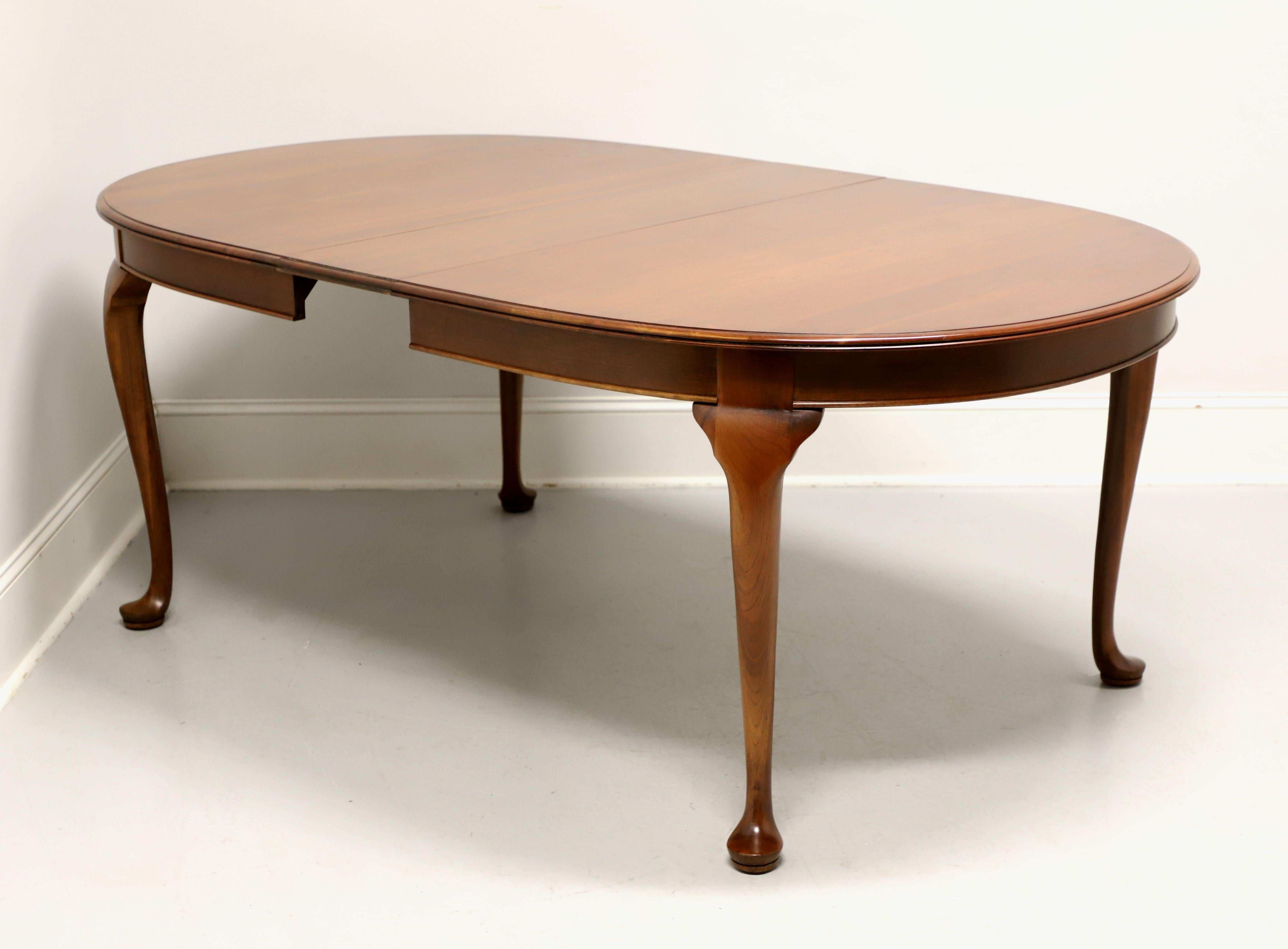 PENNSYLVANIA HOUSE Solid Cherry Queen Anne Dining Table In Good Condition In Charlotte, NC