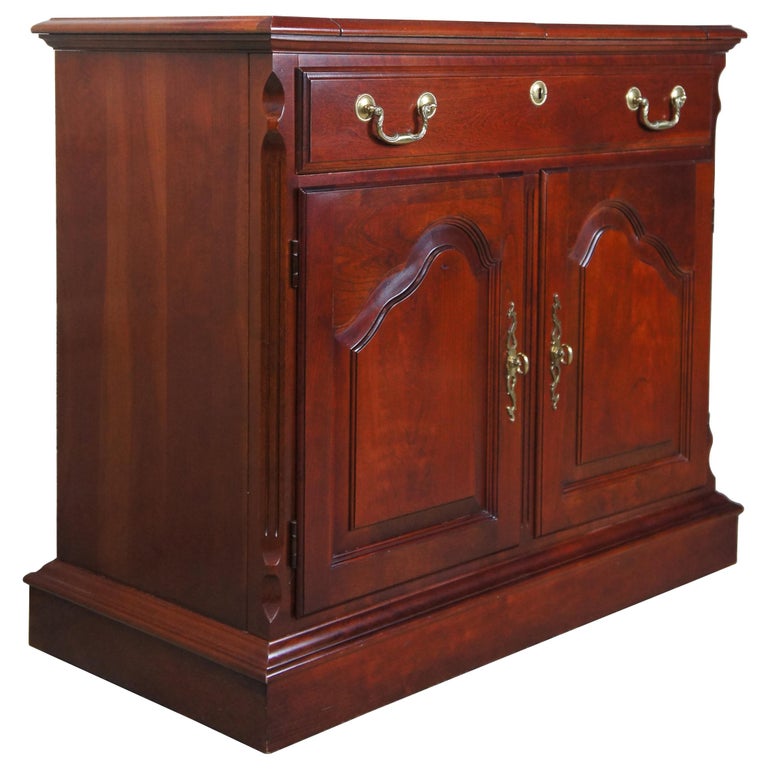 Pennsylvania House Traditional Solid Cherry Flip Top Buffet Server