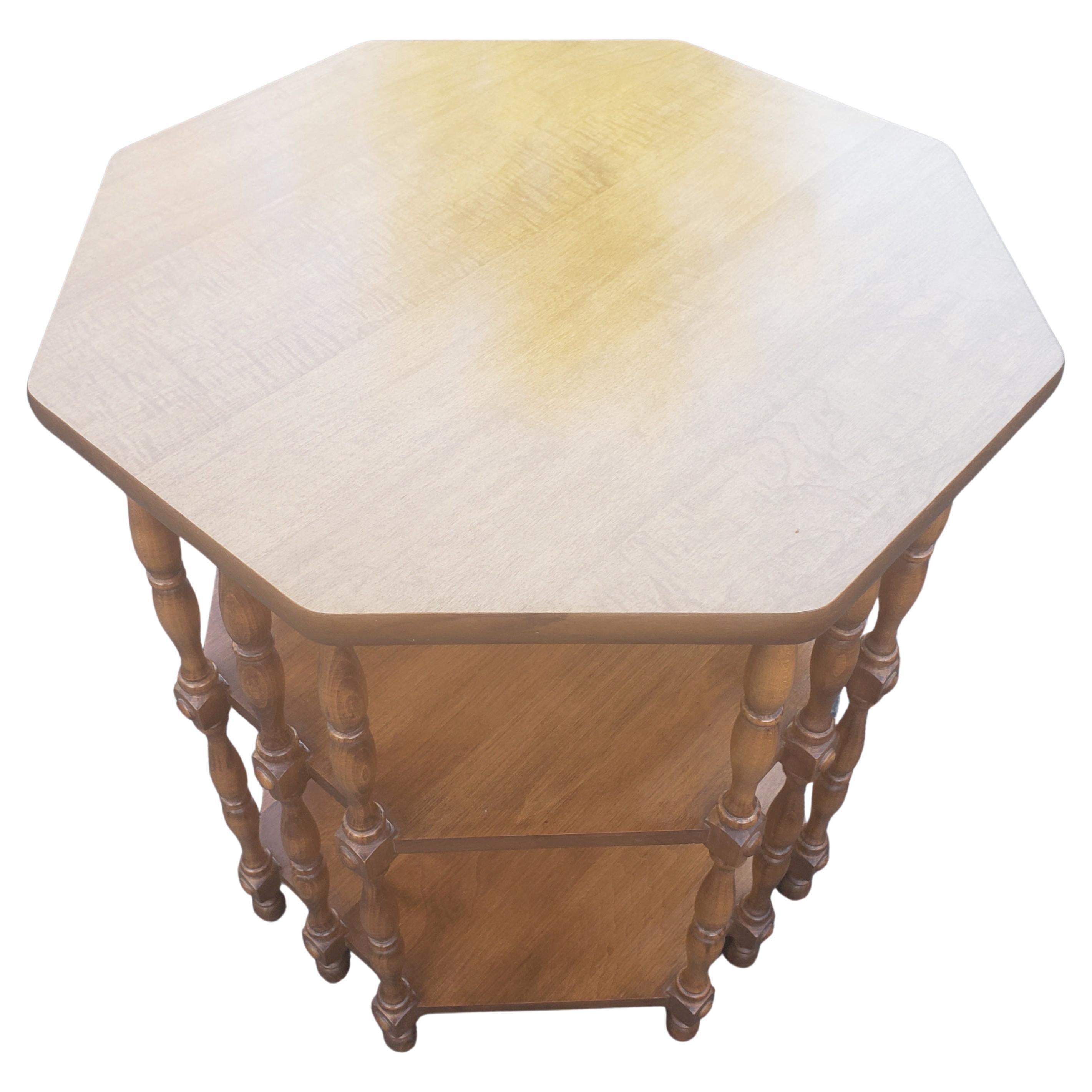 American Classical Pennsylvania House Vintage 3 Tier Solid Maple Octagonal Side Table, Circa 1970s For Sale
