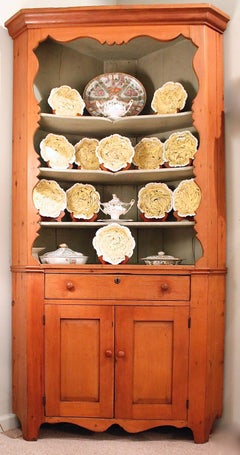 Pennsylvania Pine Open Front Corner Cupboard, 19th Century