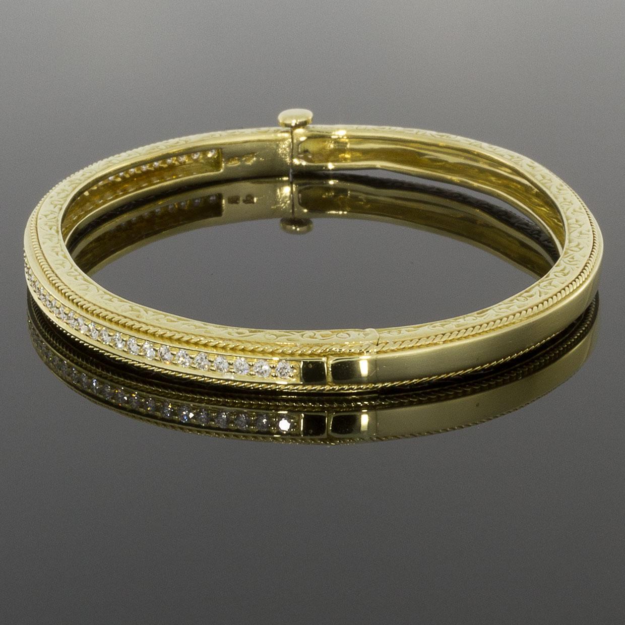 Penny Preville 18 Karat Yellow Gold Diamond Engraved Bangle Bracelet In Excellent Condition In Columbia, MO