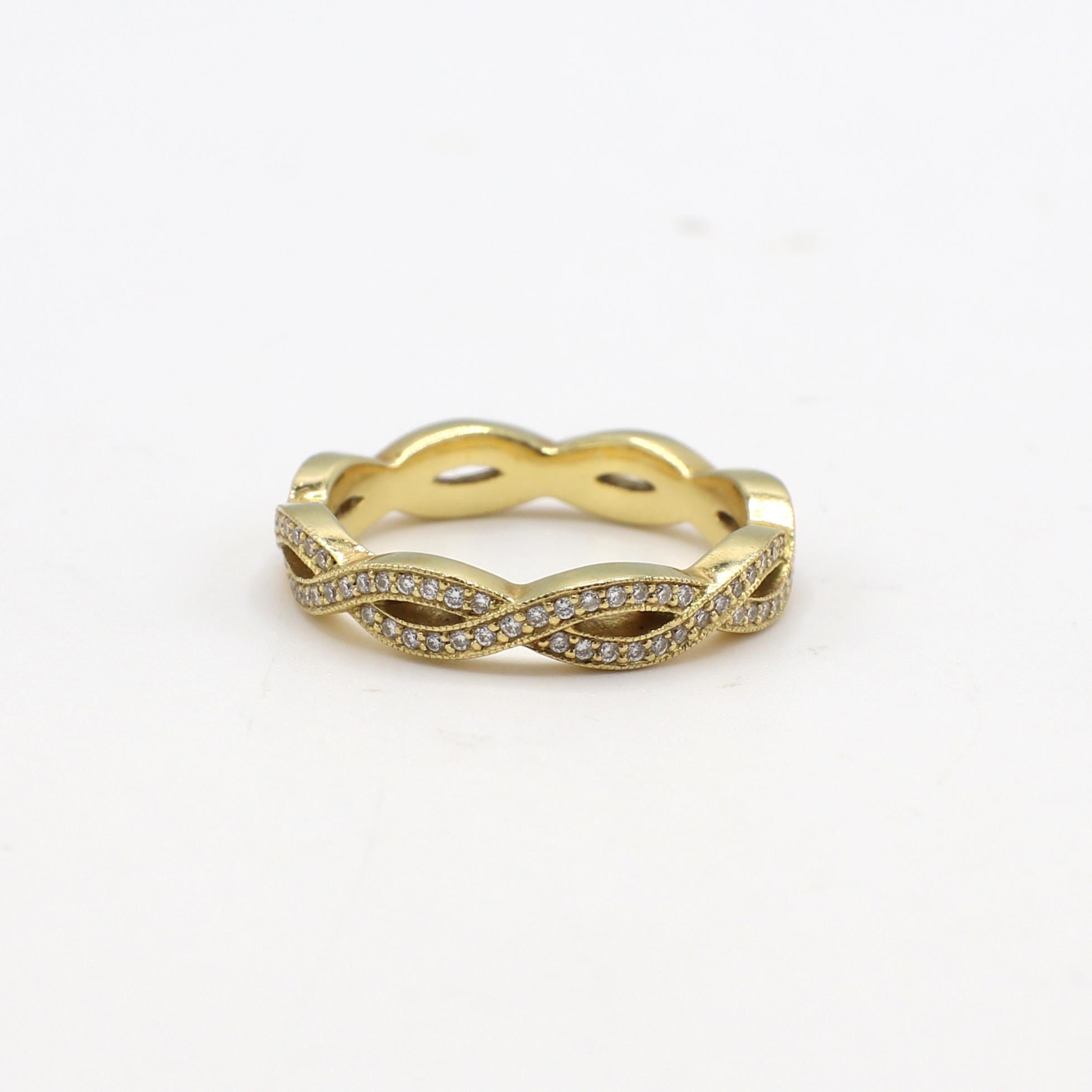 Penny Preville 18 Karat Gelbgold Twist Natürlicher Diamant Eternity-Ring im Zustand „Hervorragend“ im Angebot in  Baltimore, MD
