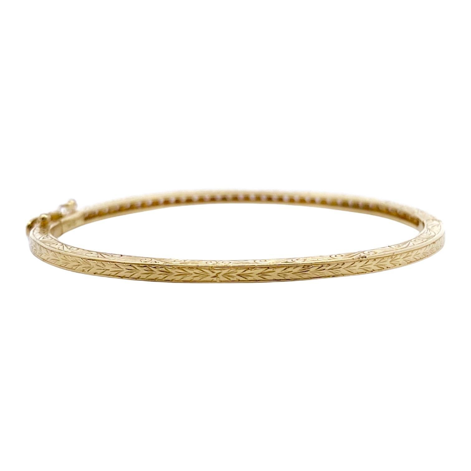 Penny Preville Armreif aus 18 Karat Gelbgold mit graviertem Diamanten (Zeitgenössisch) im Angebot