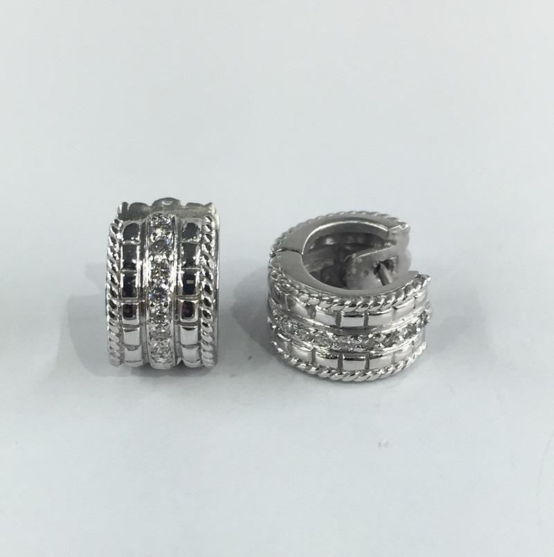 Penny Preville Ladies Diamond Earring ER1097W In New Condition For Sale In Wilmington, DE