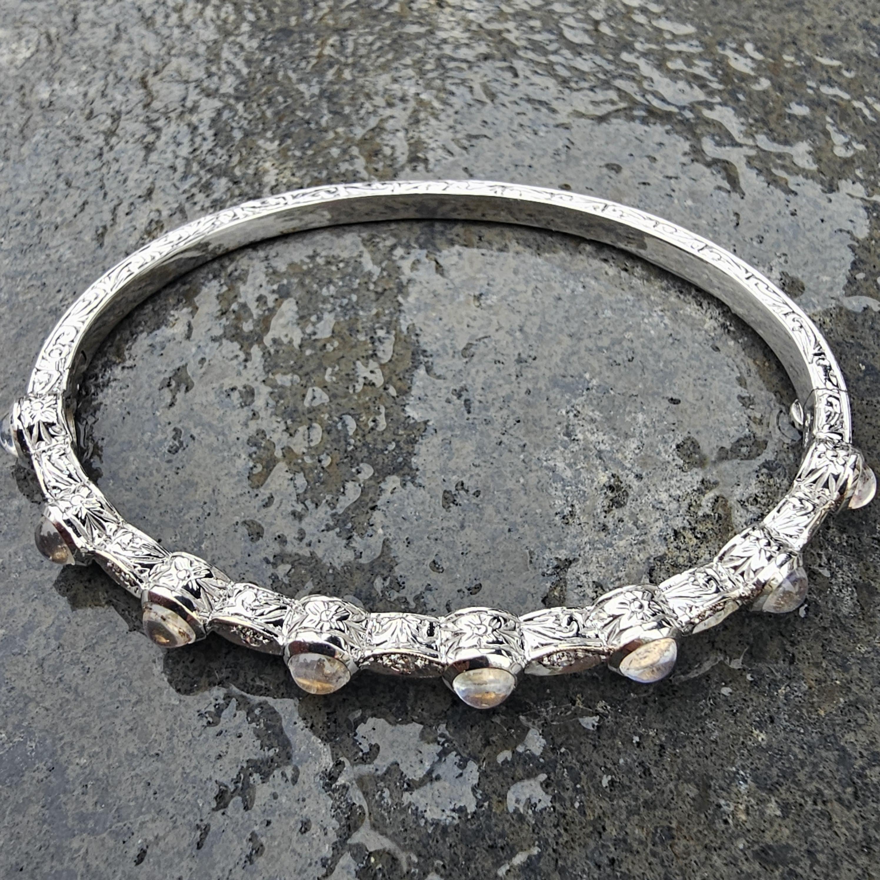 Penny Preville Moonstone Diamond Bracelet Bangle 18k White gold 18.7g 6.5