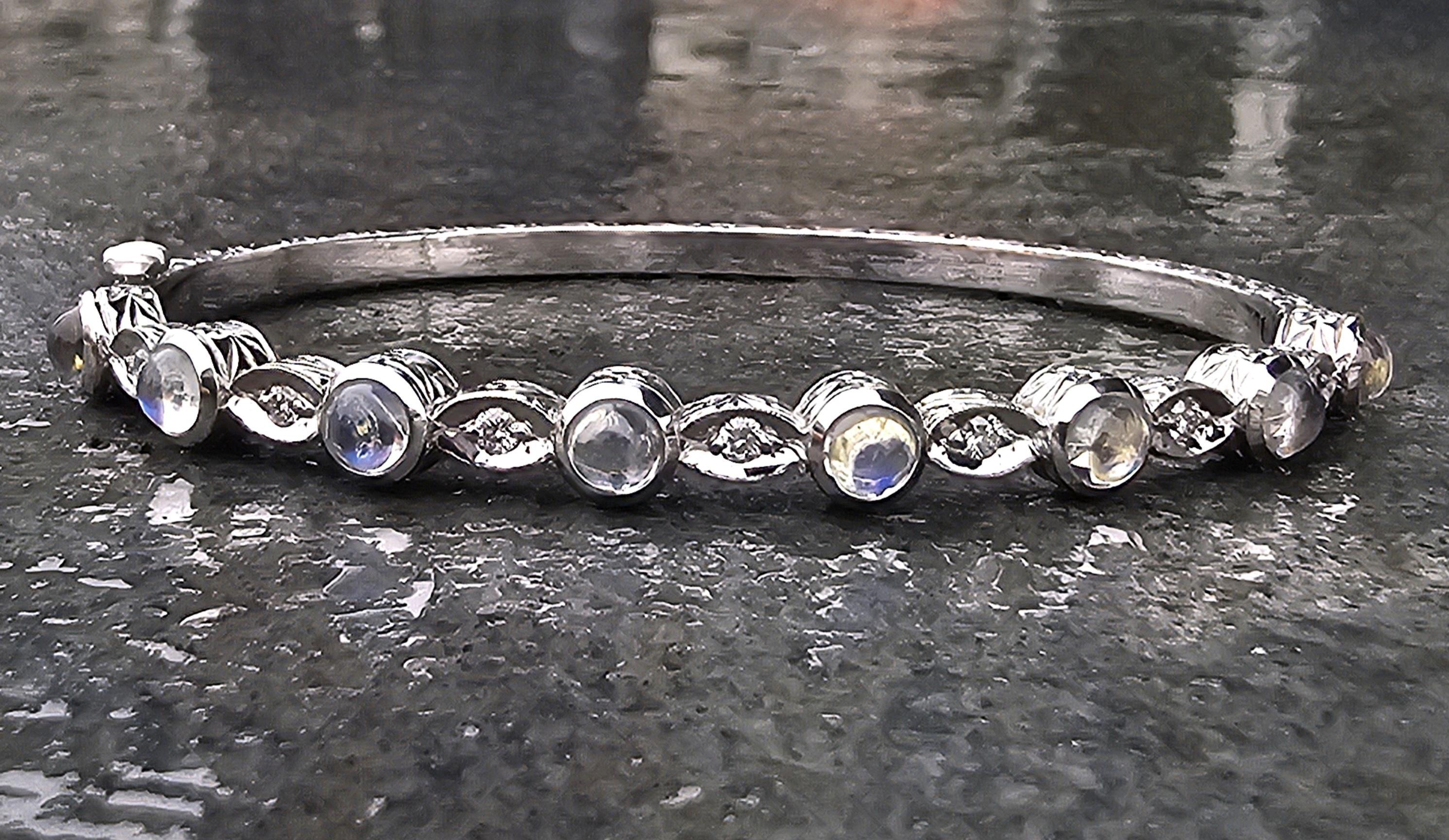 Penny Preville Moonstone Diamond Bracelet Bangle 18k White gold 18.7g 6.5
