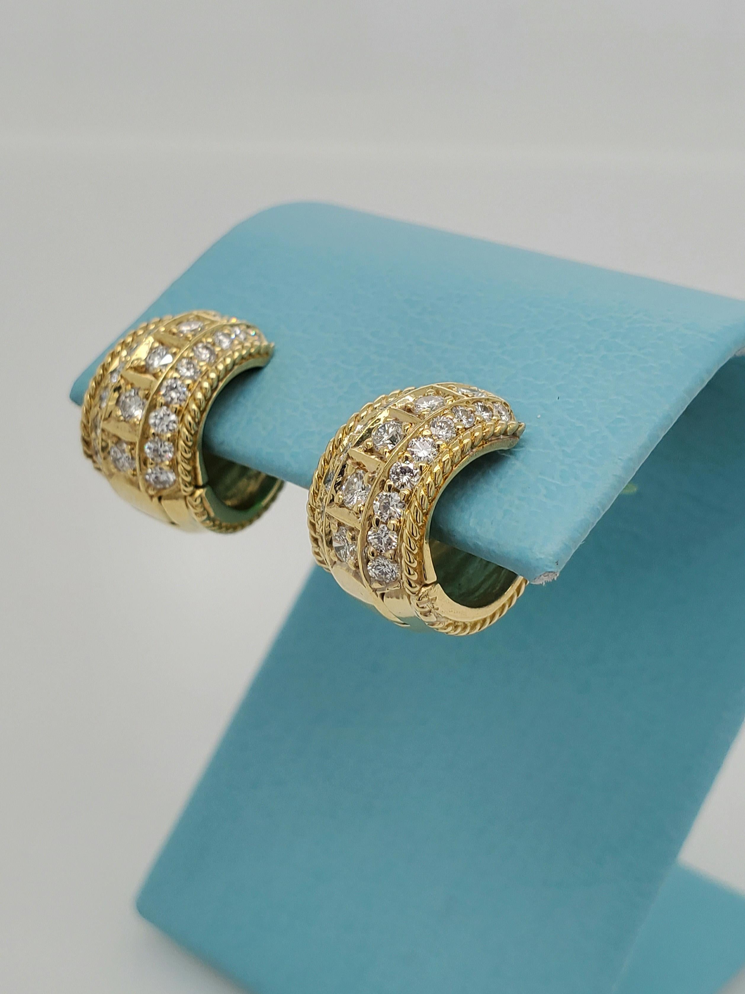 Round Cut Penny Preville Yellow Gold 0.96 Carat Round Diamond Huggie Earrings