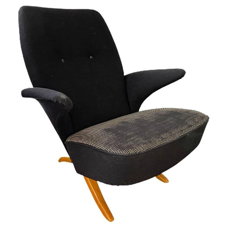 Penquin Chair, by Theo Ruth, Artifort, 1950s