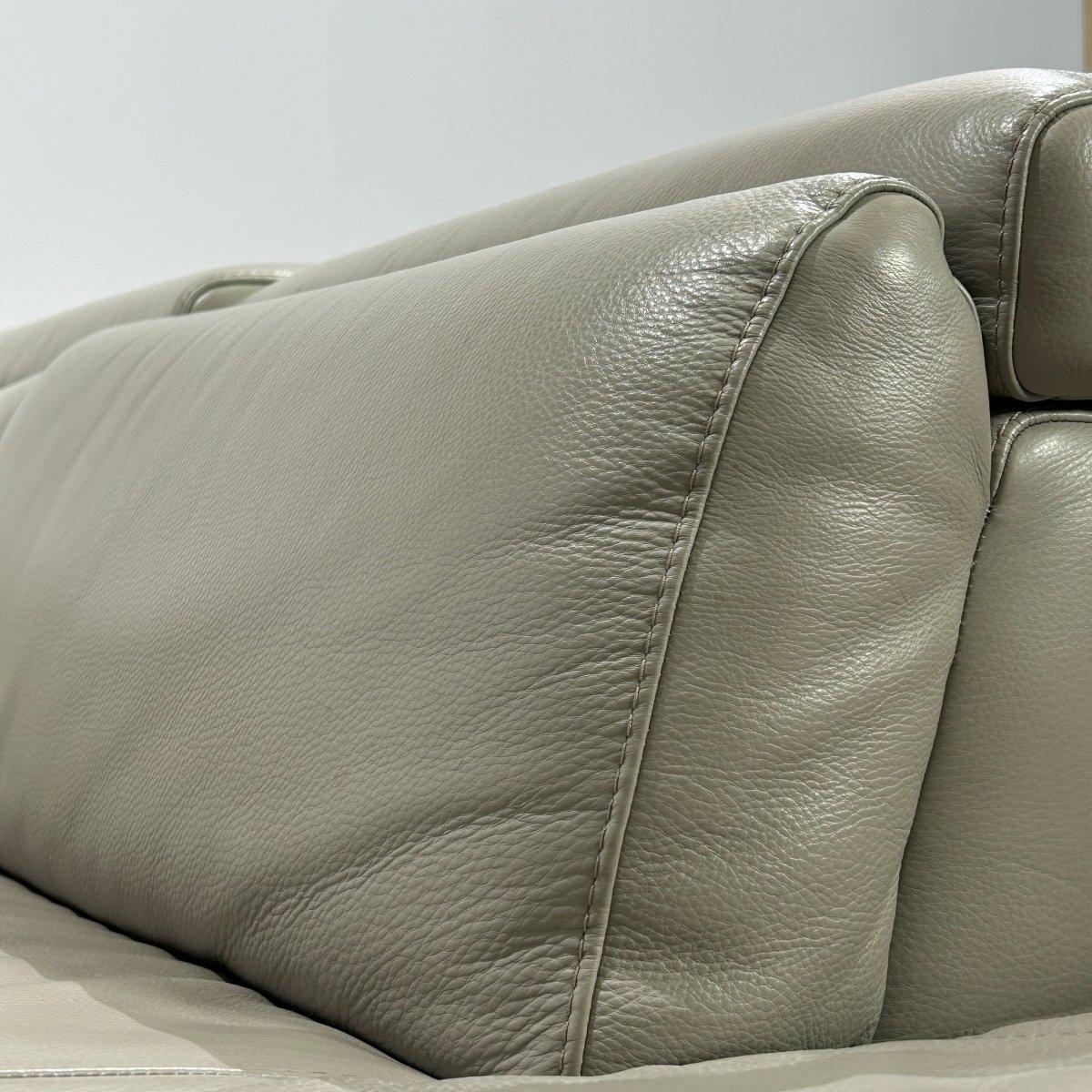 Pensiero Electric Recliner Ecksofa und Fußhocker von Natuzzi Editions, Pensiero (Moderne) im Angebot