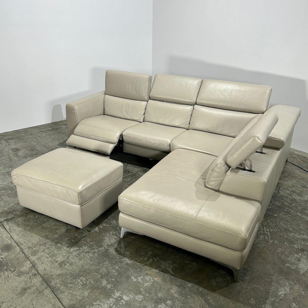 Pensiero Electric Recliner Ecksofa und Fußhocker von Natuzzi Editions, Pensiero (Leder) im Angebot