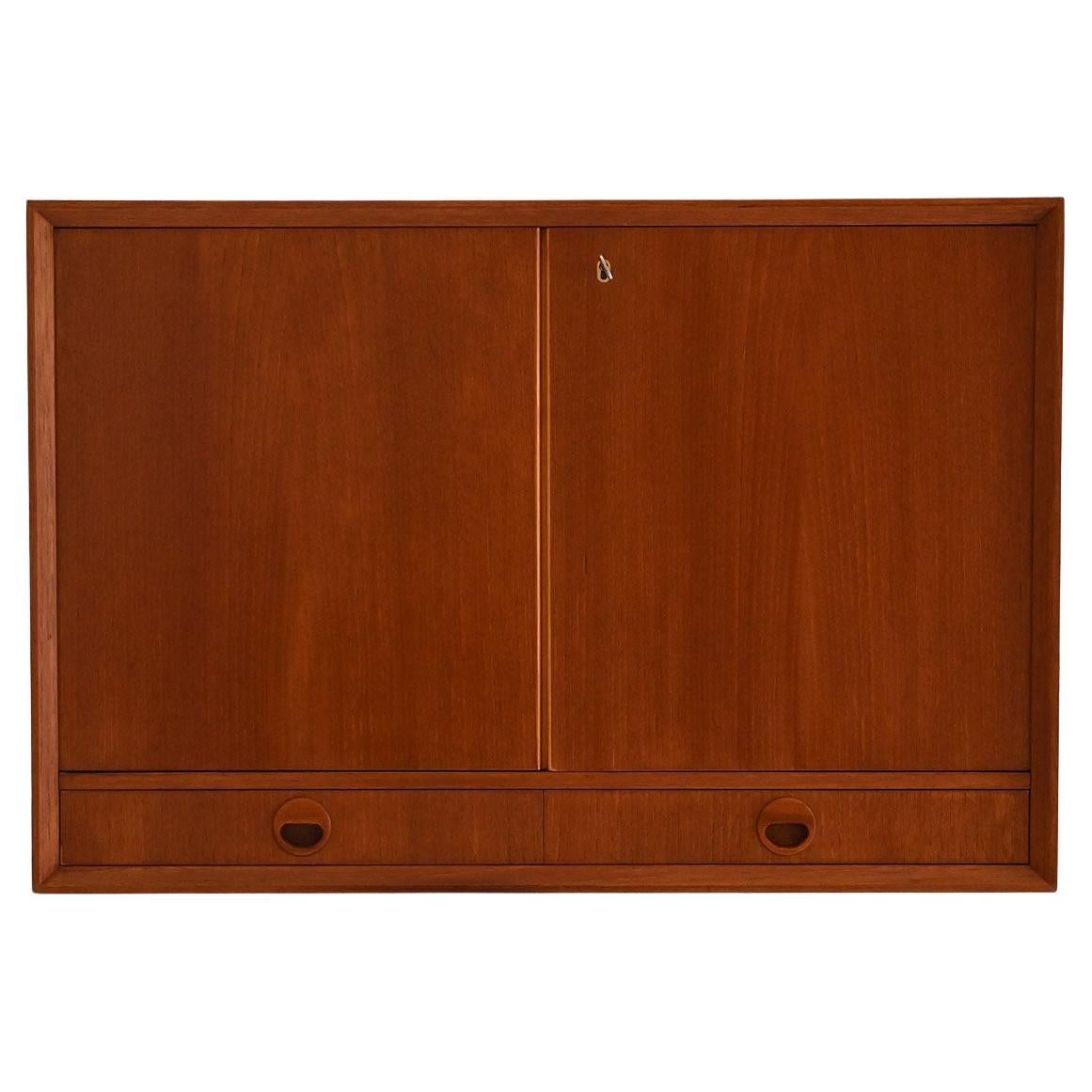 Armario de pared vintage escandinavo de teca de los años 60 en venta
