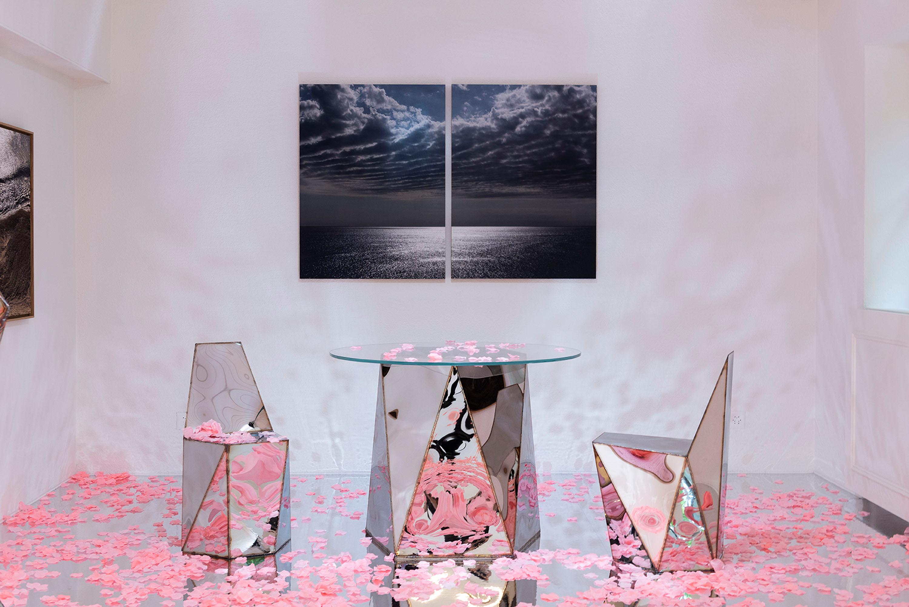 Base de mesa Penta de acero inoxidable soldado pulido espejo de Julian Mayor Británico en venta