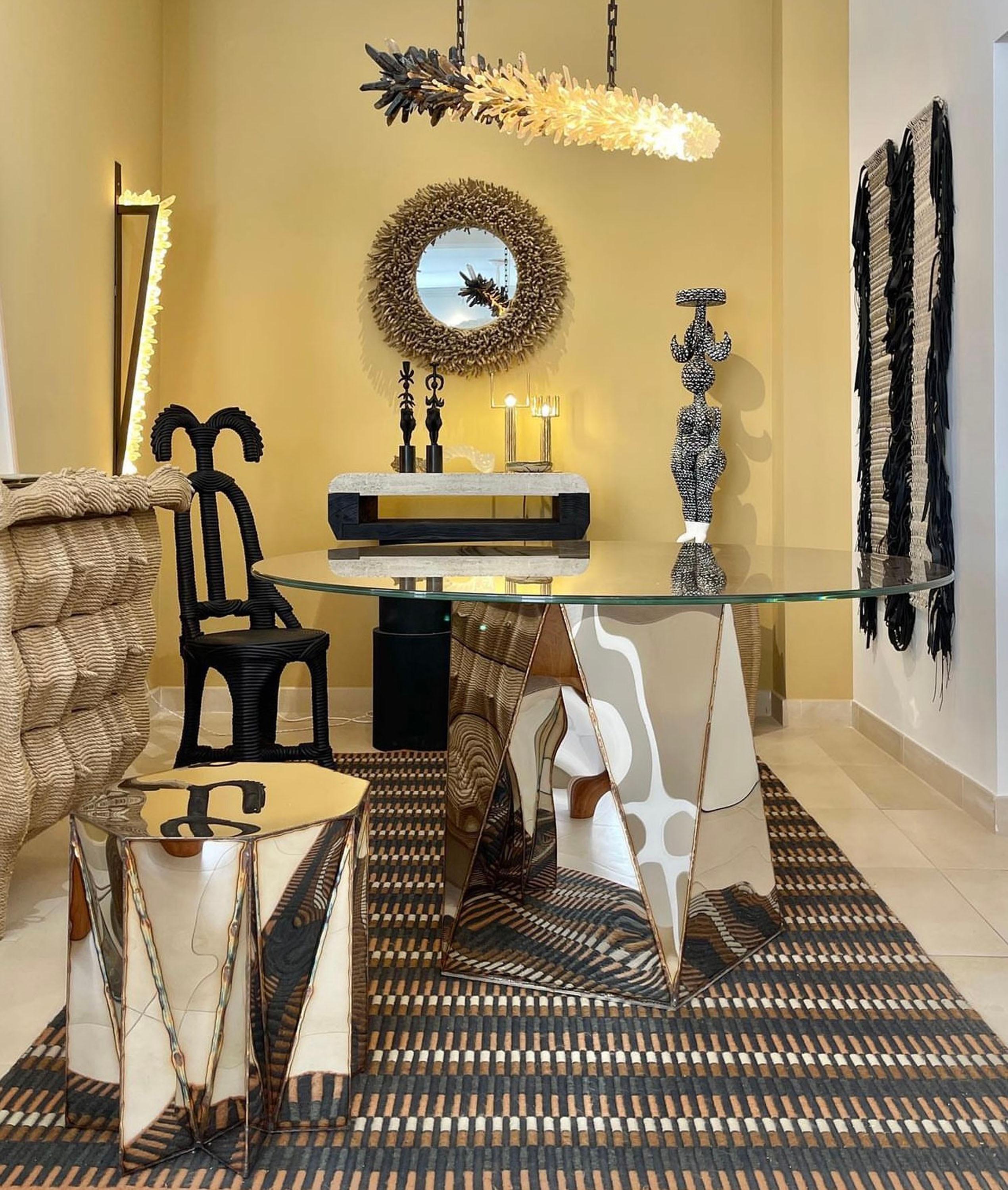 Base de mesa Penta de acero inoxidable soldado pulido espejo de Julian Mayor en venta 1