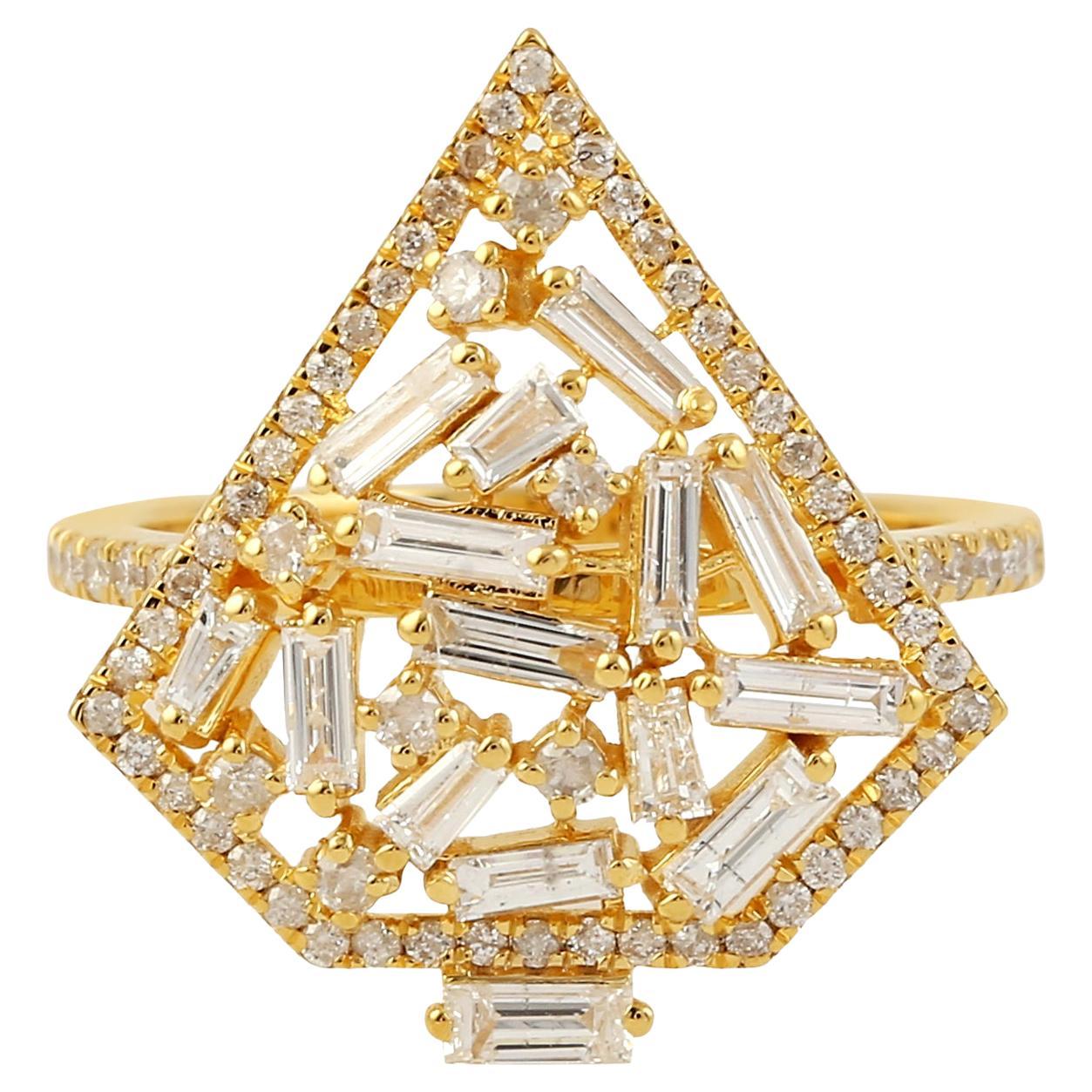 Pentagon Shaped Baguette Diamonds Ring With Pave Diamonds In 18k yellow Gold For Sale