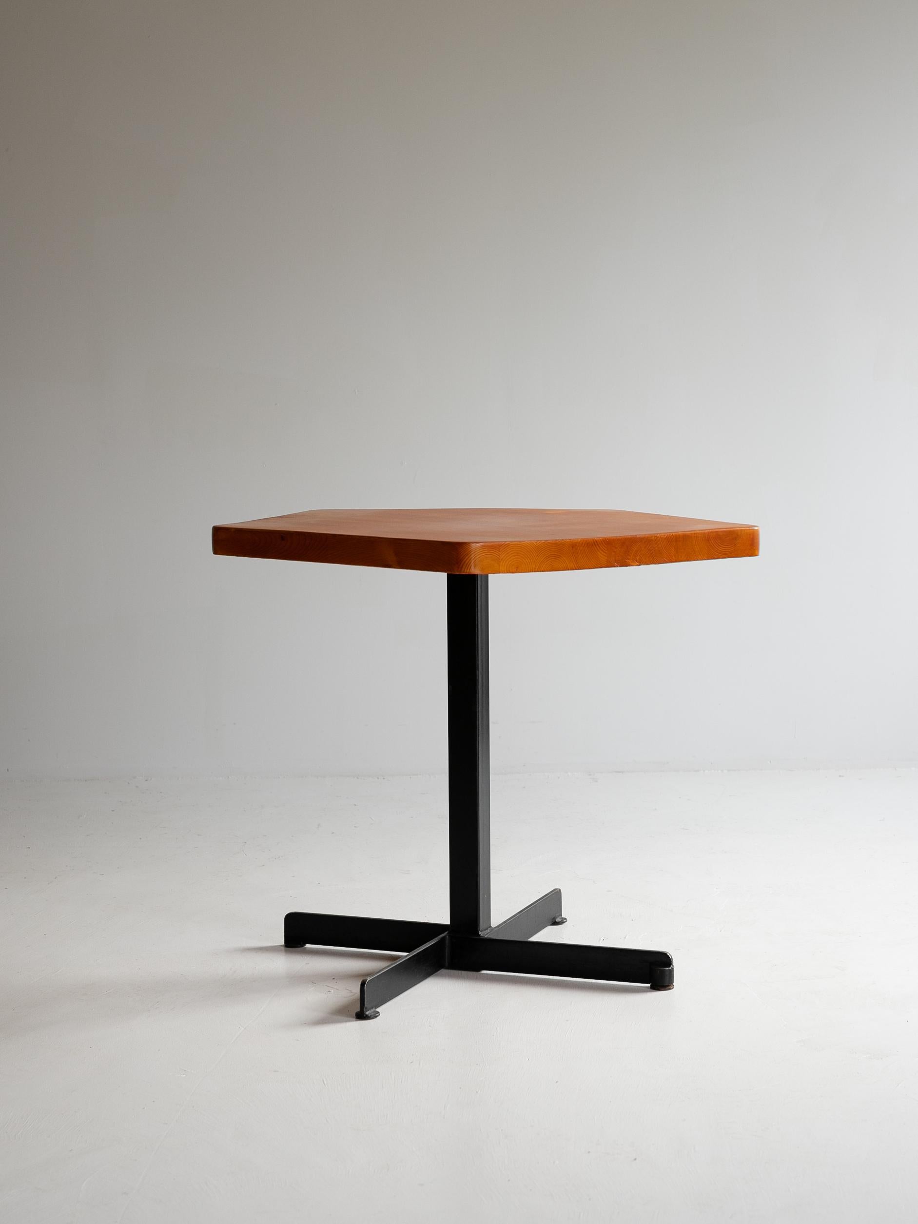 French Pentagon table by 