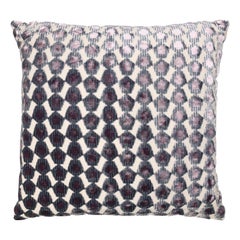 Pentagoni Pillow