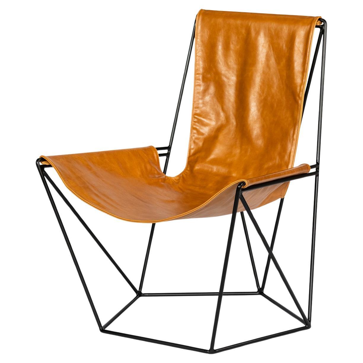 Pentágono Airmchair von Estúdio Few