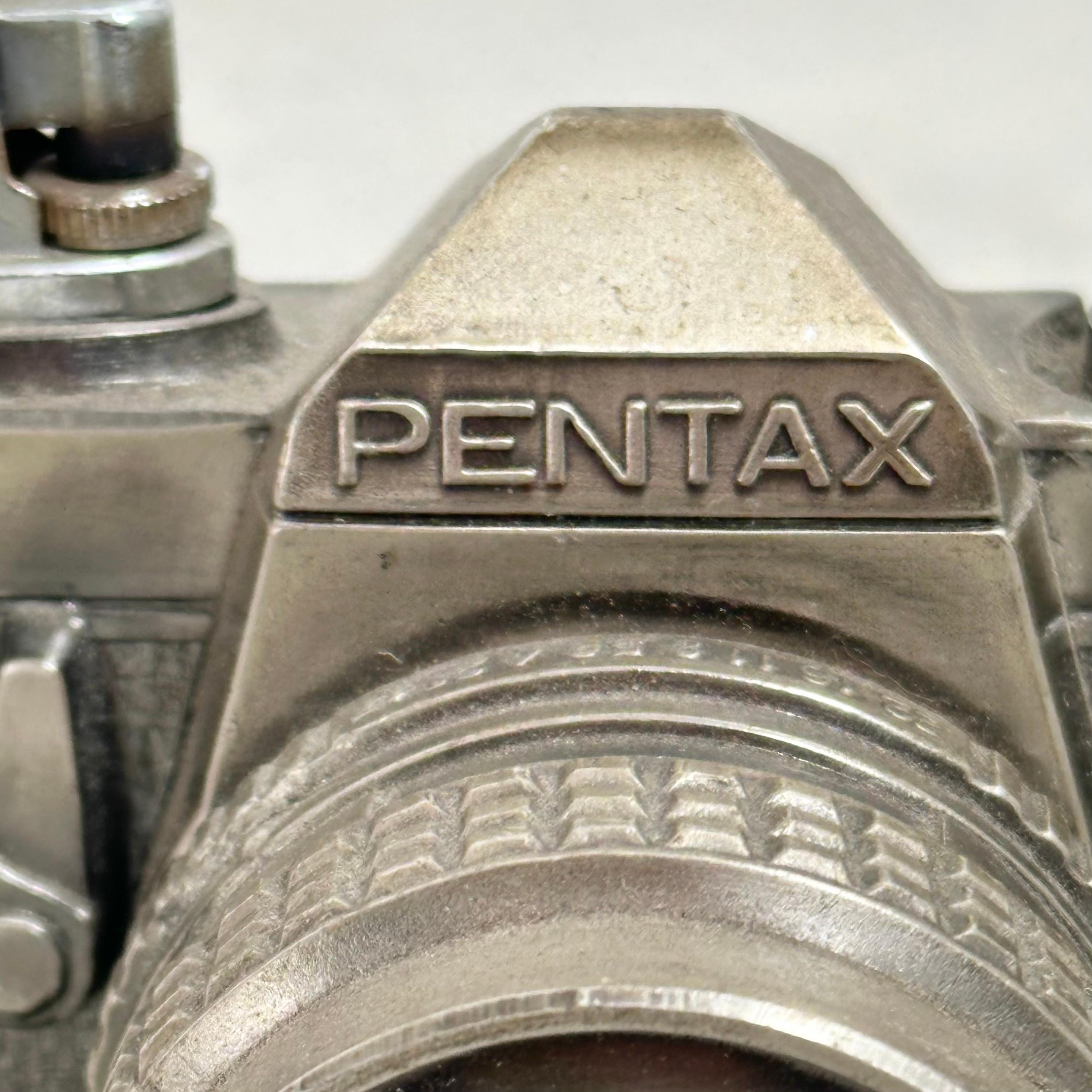 Pentax-Kameraleuchter, Japan, 1980er-Jahre im Angebot 5
