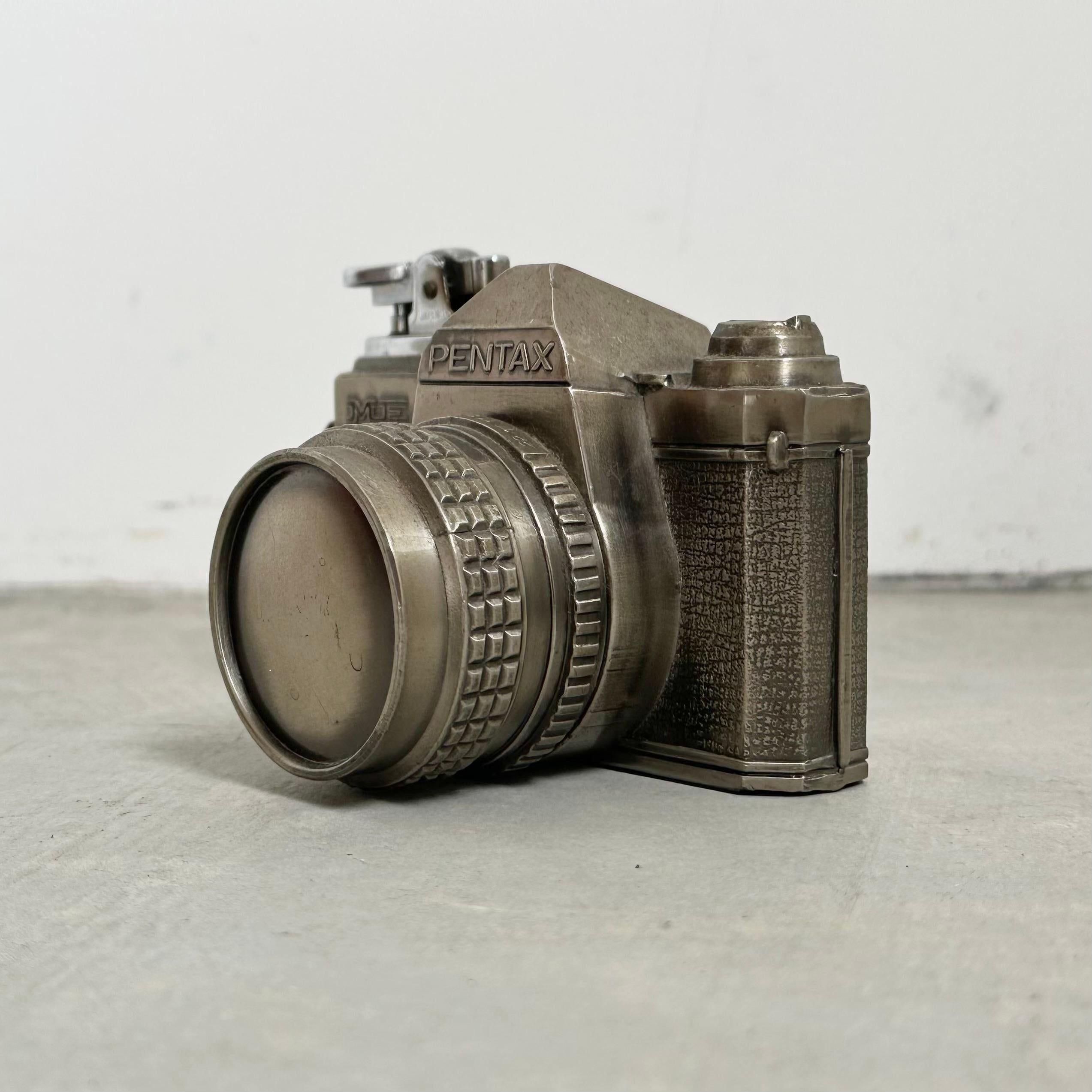 Pentax-Kameraleuchter, Japan, 1980er-Jahre (Japanisch) im Angebot