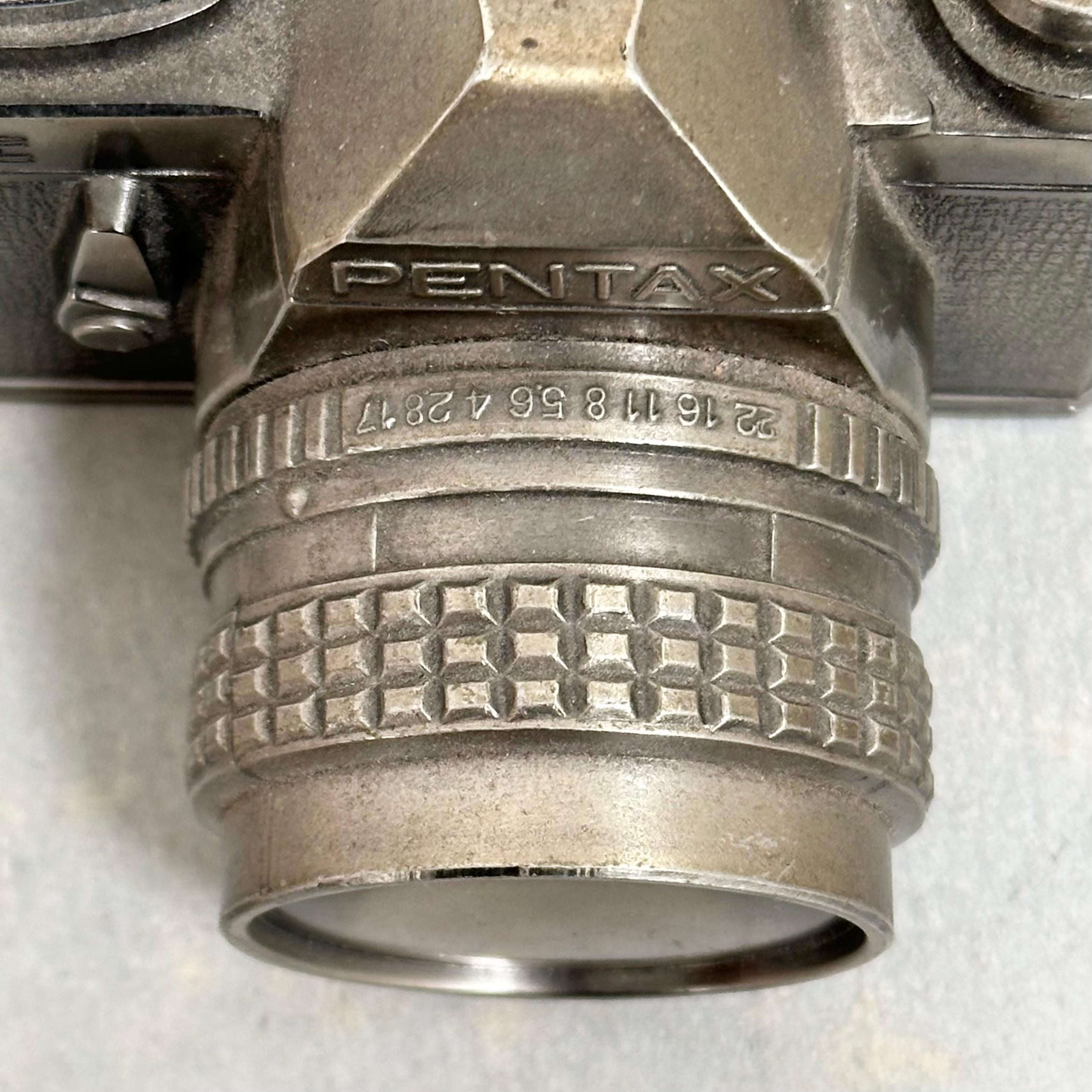 Pentax-Kameraleuchter, Japan, 1980er-Jahre im Angebot 3
