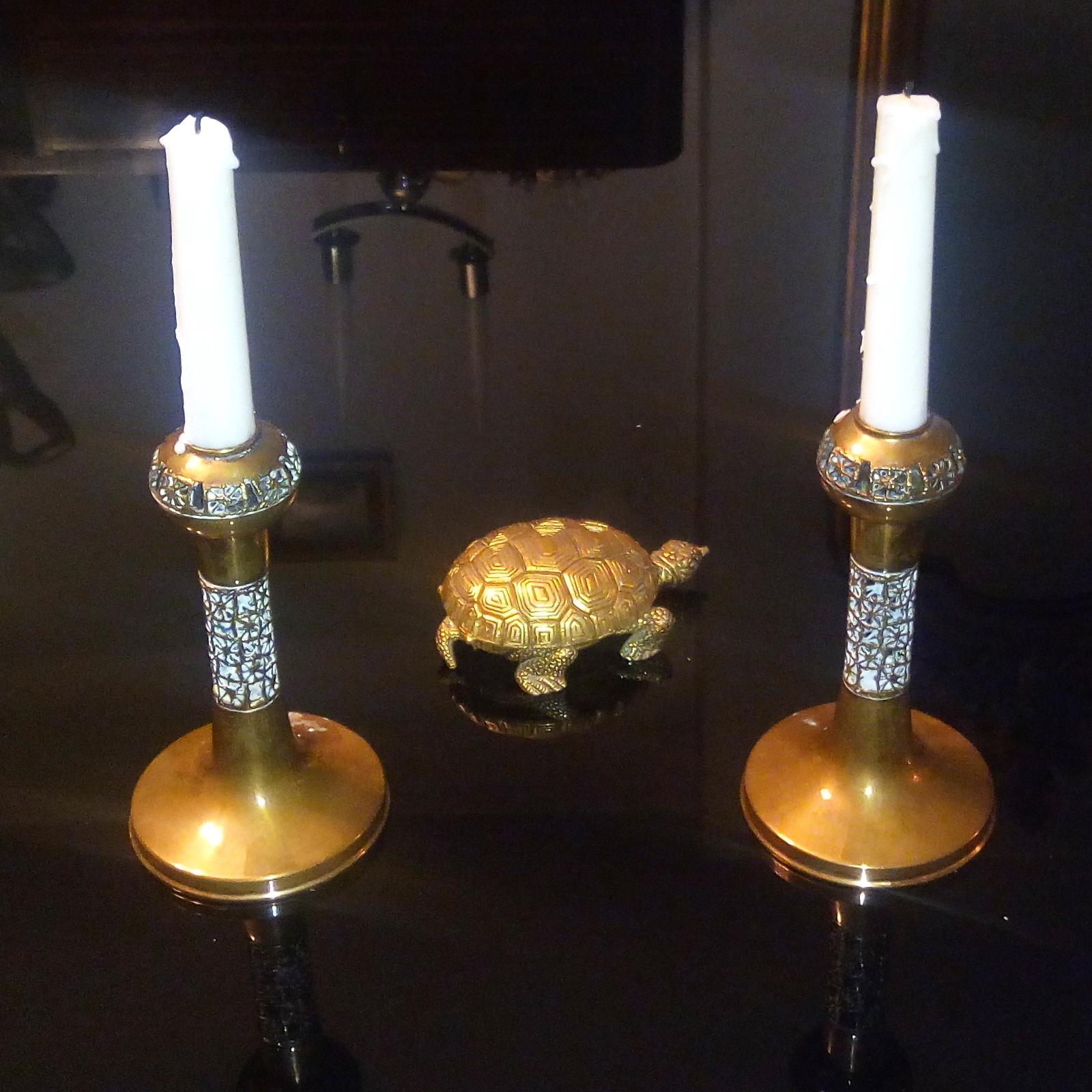 Bronze Pentti Sarpaneva, for Turun Hopea, Pair of Brass ‘Pitsi’ Candlesticks, Finland For Sale