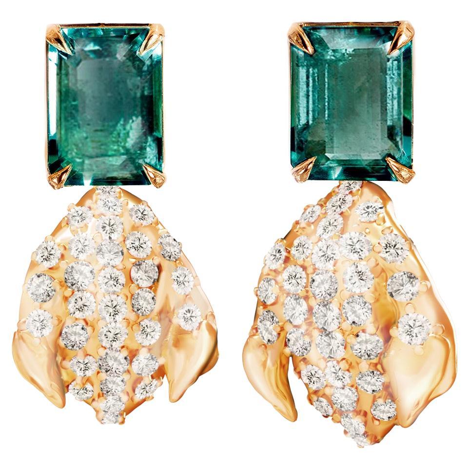 Peony Clip-On Earrings with Diamonds and Emeralds in Yellow Gold For Sale