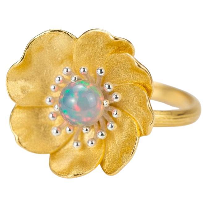 Anello con fiore di peonia e opale