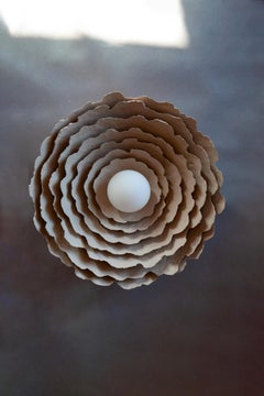 Wandleuchter „Peony M“ von Yalanzhi Objects