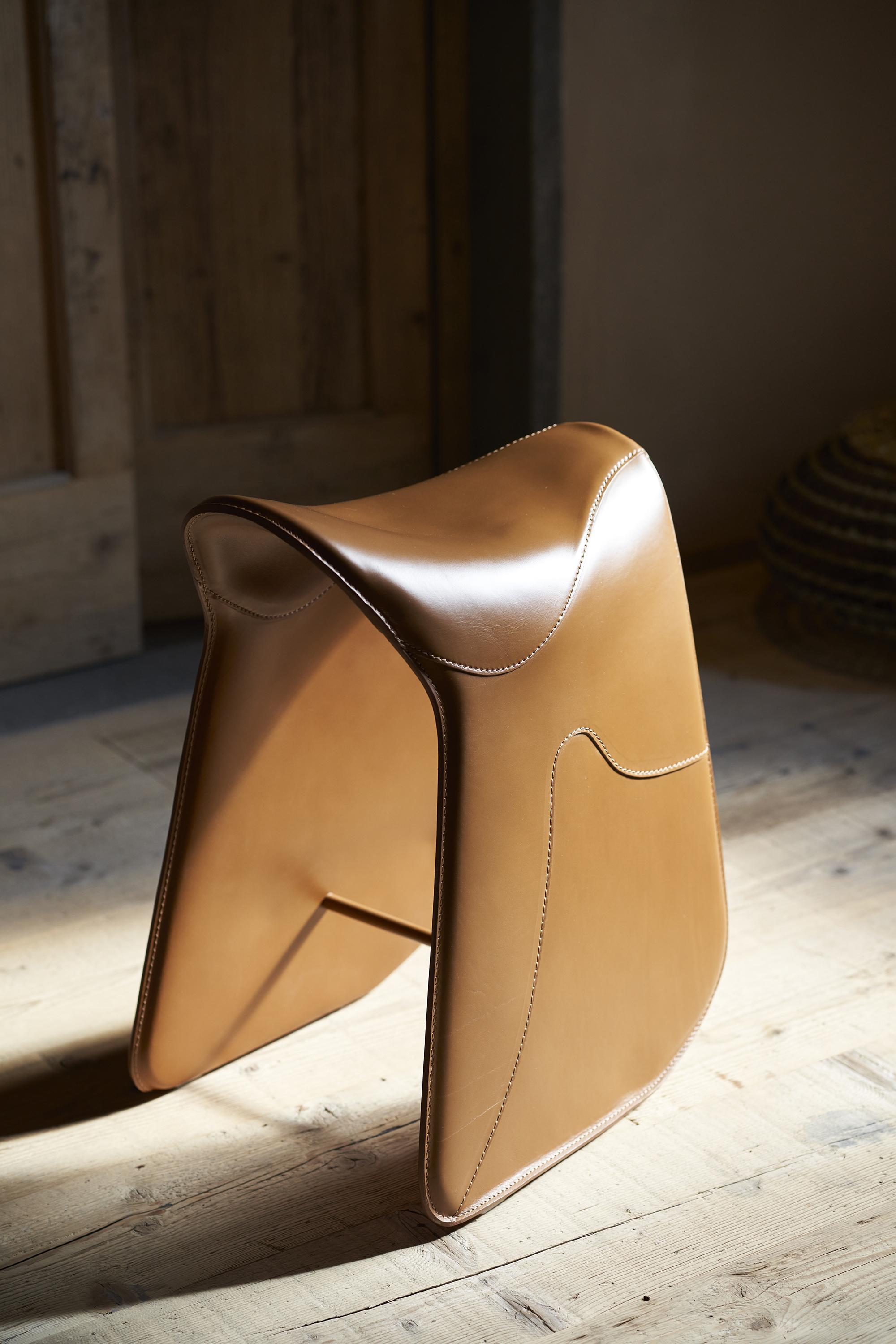 Pepe Chair in Natural Leather by Raffaella Mangiarotti In New Condition For Sale In Brooklyn, NY