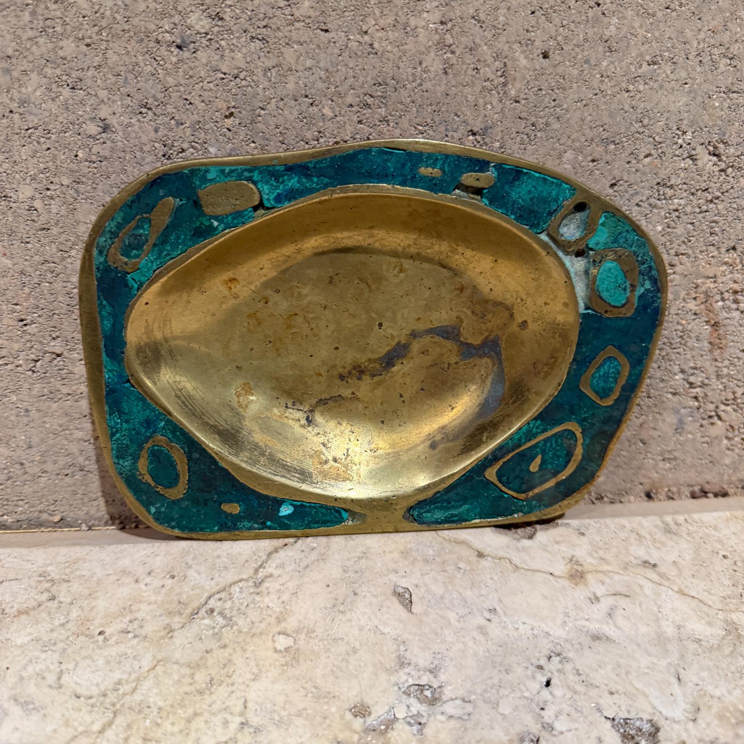 Pepe Mendoza Ashtray Dish Catch All Tray Bowl Malachite Brass In Fair Condition For Sale In Chula Vista, CA