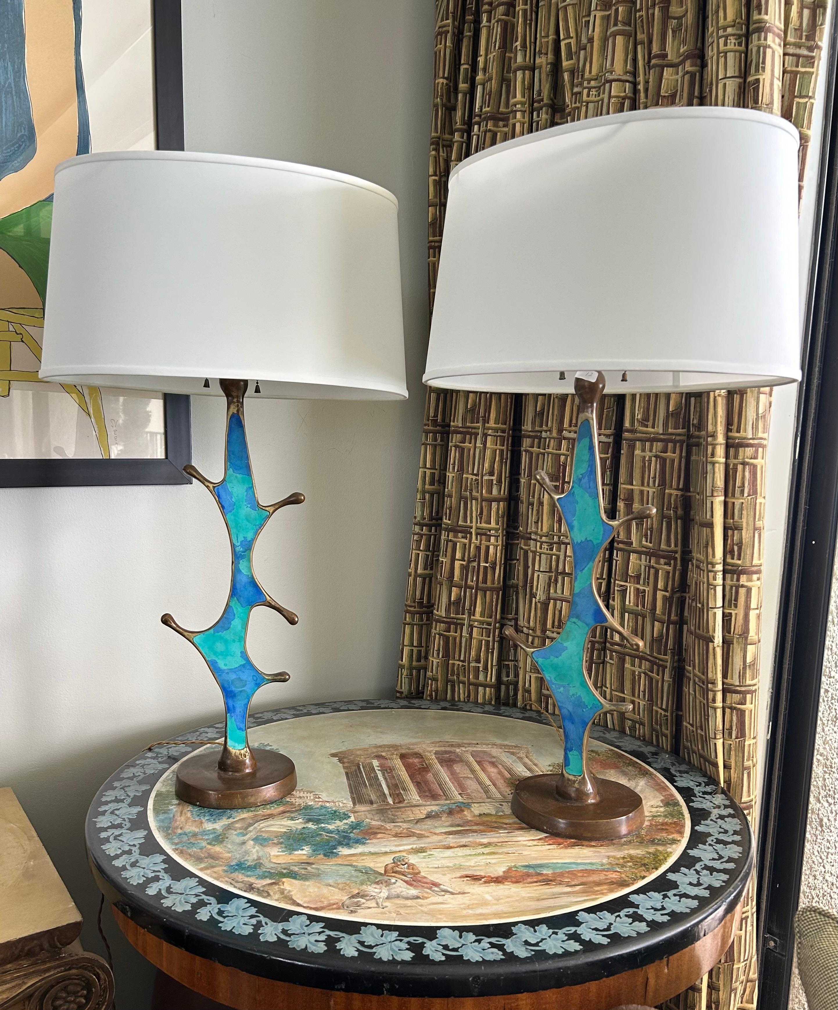 Pepe Mendoza, Lampade freeform in bronzo e smalto ... una coppia in vendita 9