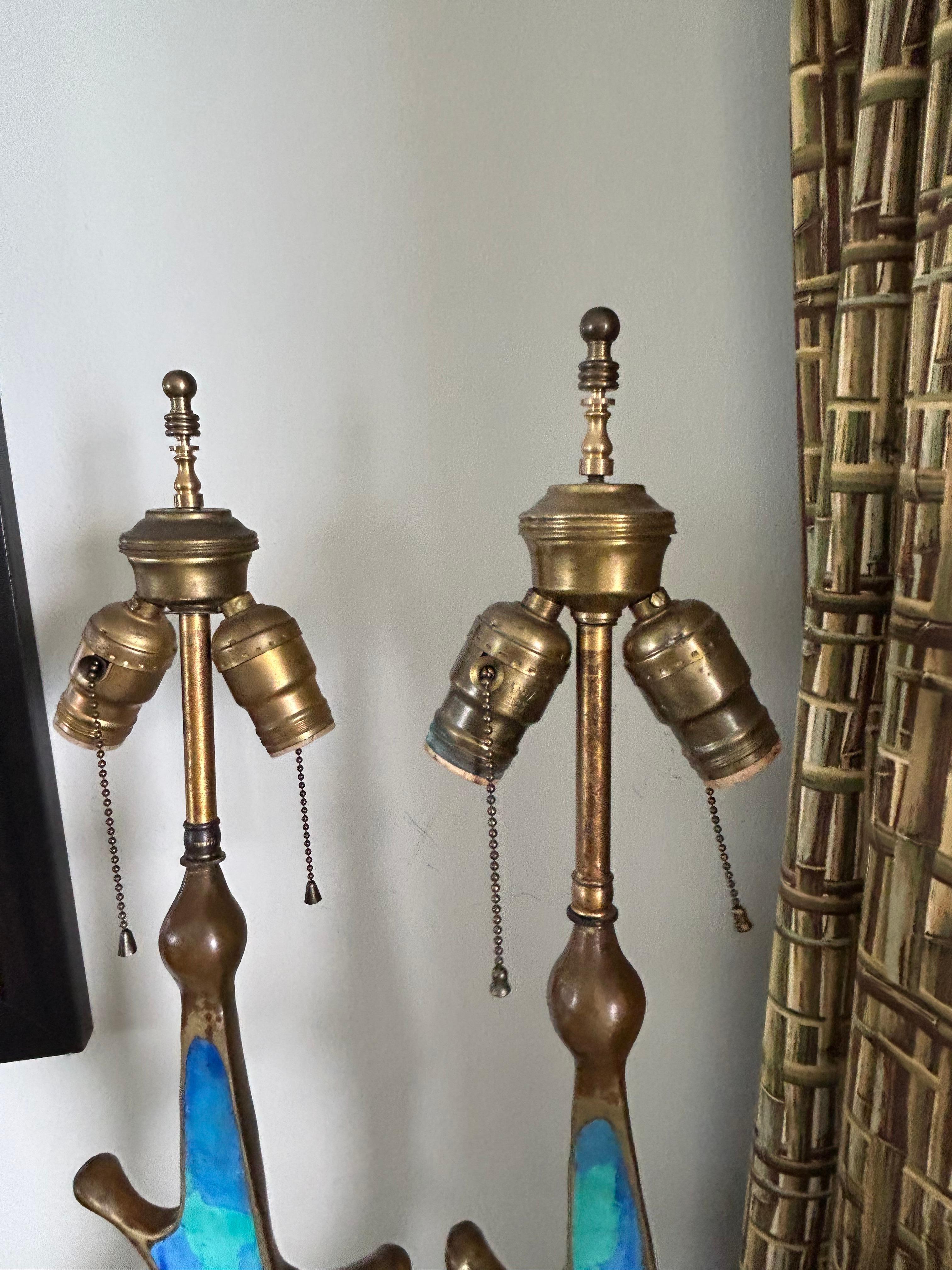Pepe Mendoza, Lampade freeform in bronzo e smalto ... una coppia in vendita 1