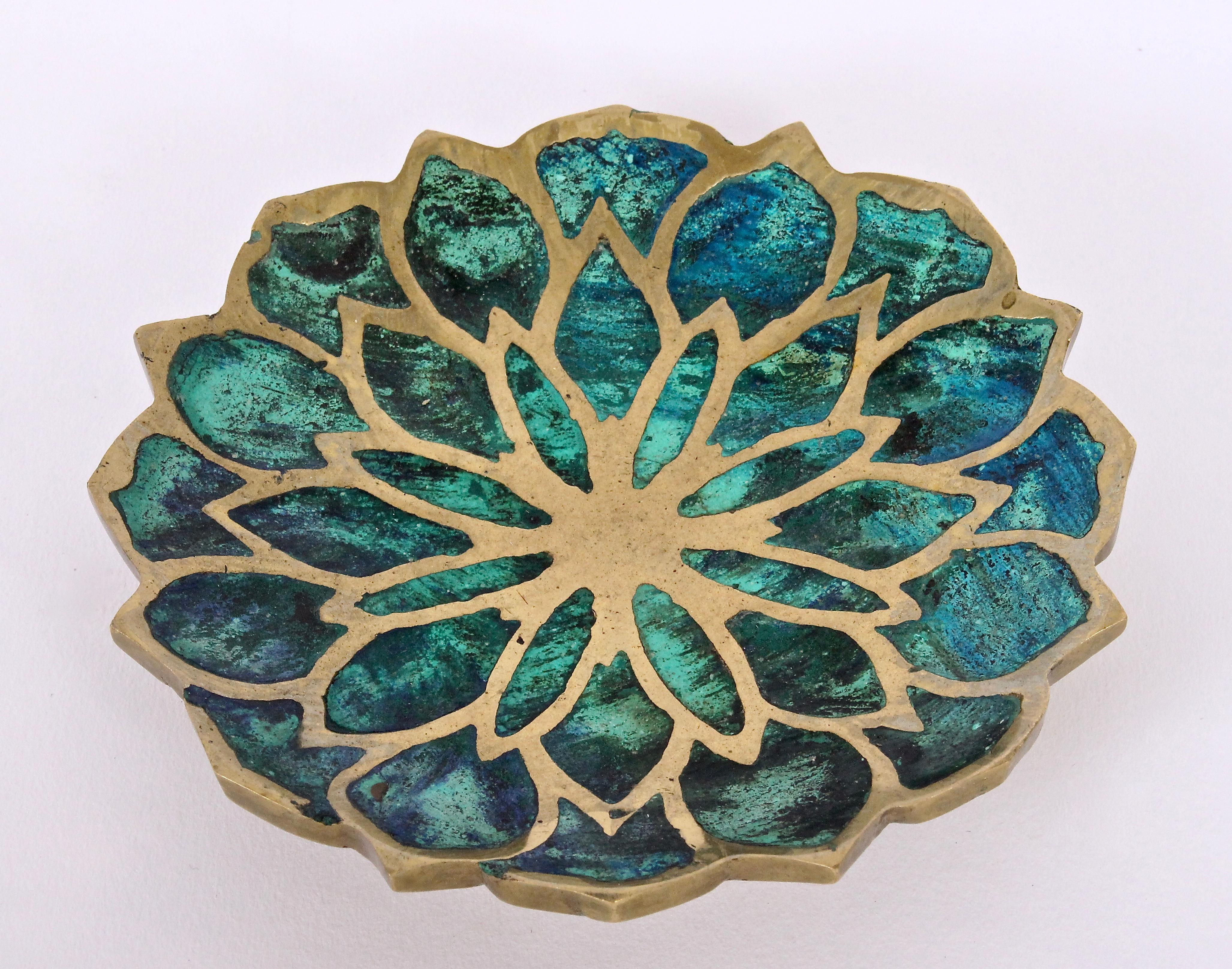 Pepe Mendoza brass and aqua ceramic inlaid shallow bowl flower petal, circa 1950s. Lotus form outlined with brass. Vibrant. Bright. Oceanic. Without cracks or fissures. Accent. Jewelry. Rings. Accessories. Very fine vintage condition.