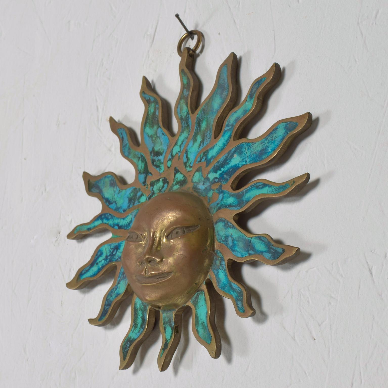 For you: Pepe Mendoza powerful sun god sculpture wall plaque, Mexico, 1958

Designer: Pepe Mendoza Manufacturer: Pepe Mendoza Studio
Period/style: Mid-Century Modern country: Mexico
Date: 1958

Signed by maker.
Dimensions: 8 7/8