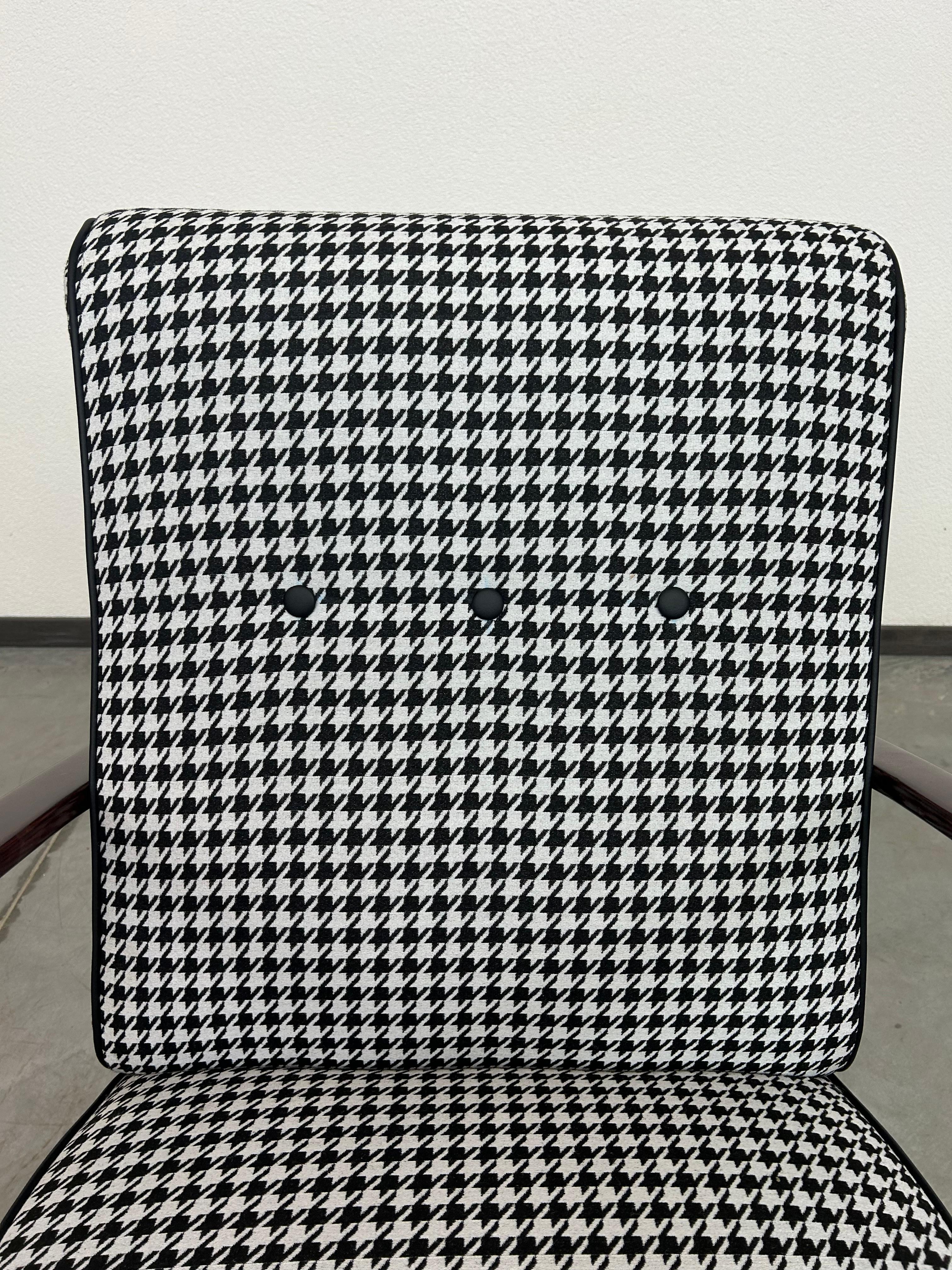 Poltrona Pepito art déco di Jindřich Halabala In condizioni ottime in vendita a Banská Štiavnica, SK